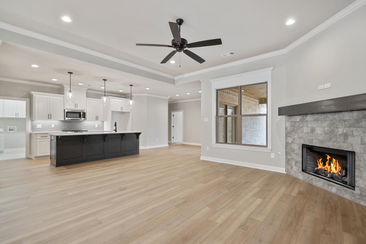 MILLERS GLENN - Residential