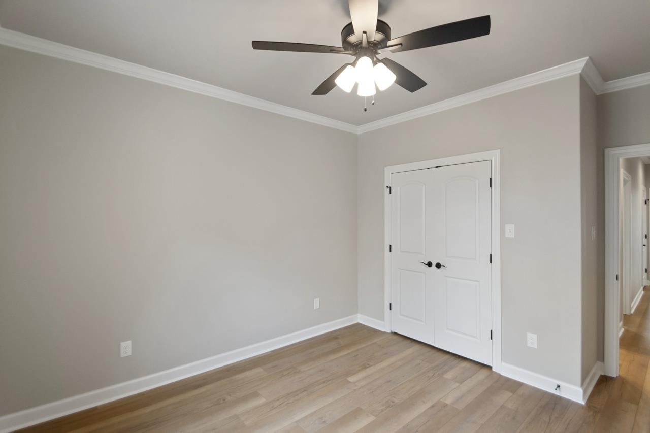 MILLERS GLENN - Residential