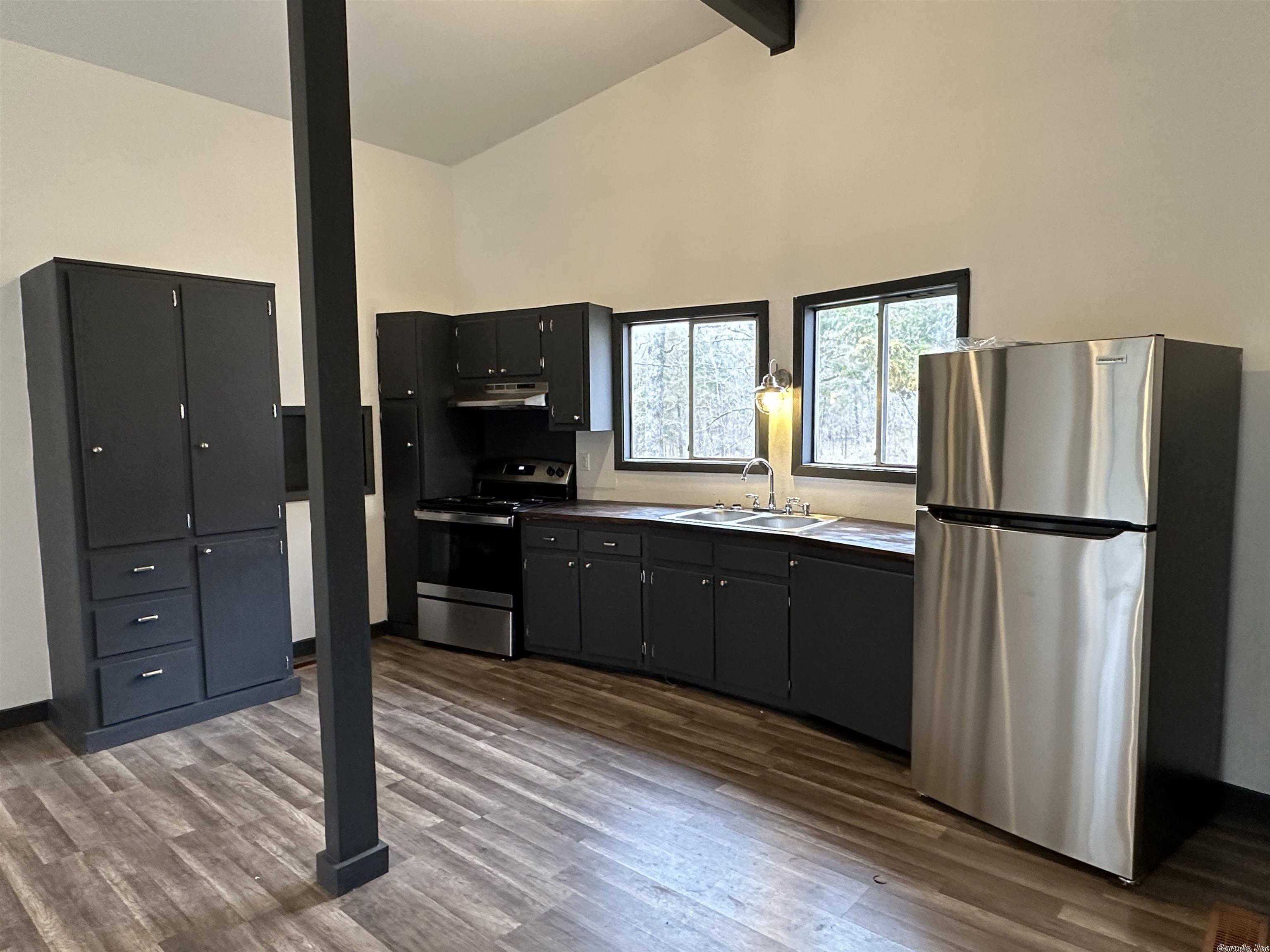 Thunderbird-Cree First - Residential