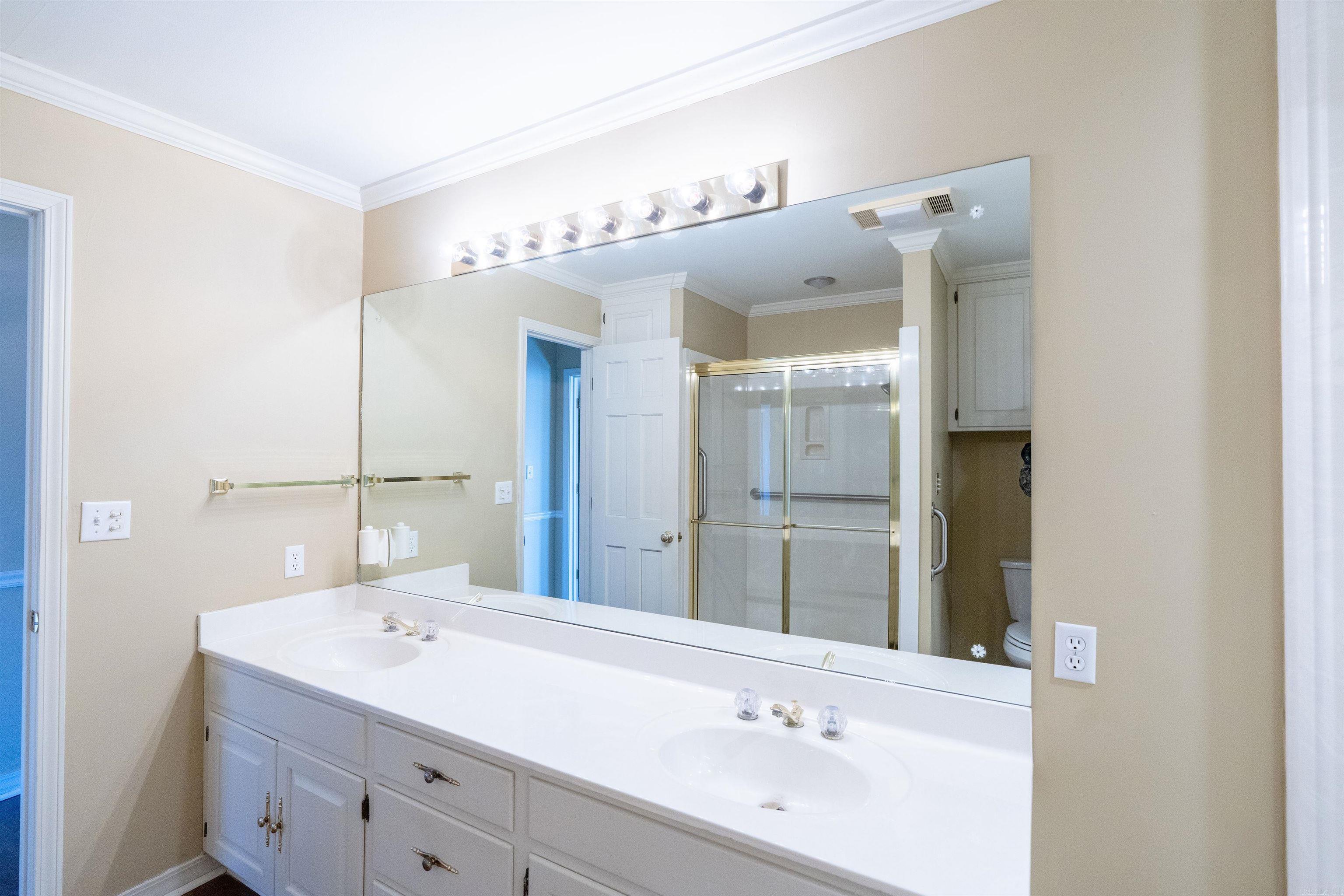 River Oaks River - Residential