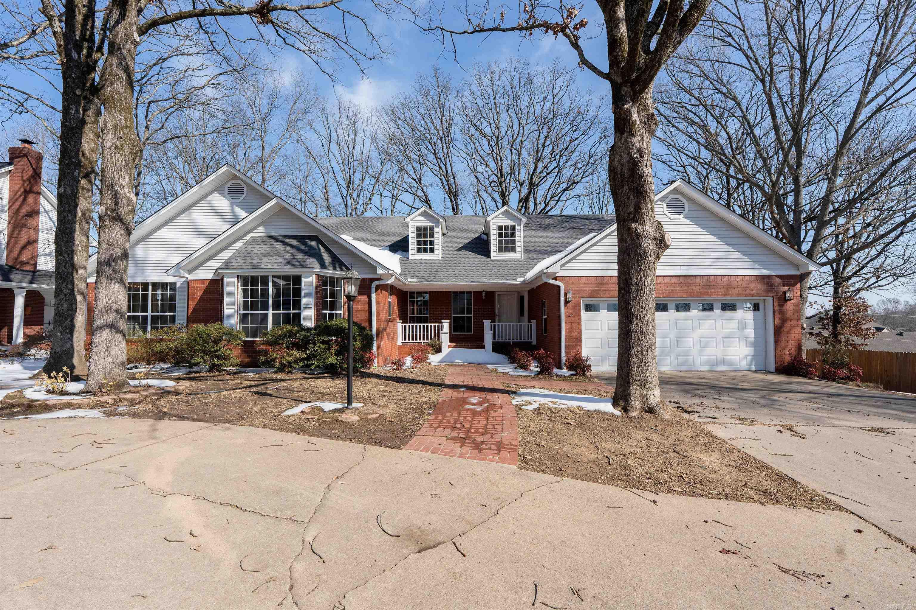 River Oaks River - Residential