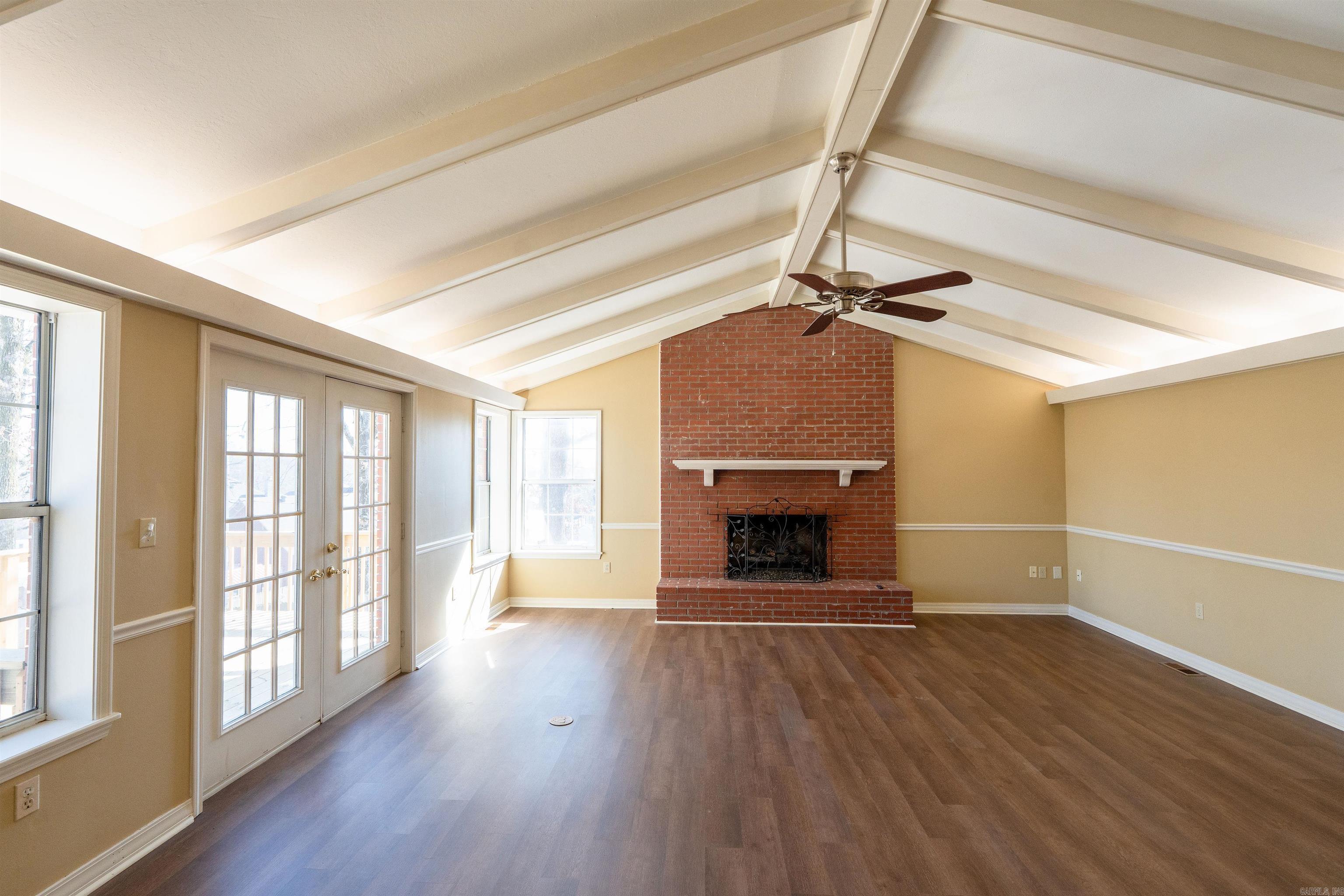 River Oaks River - Residential