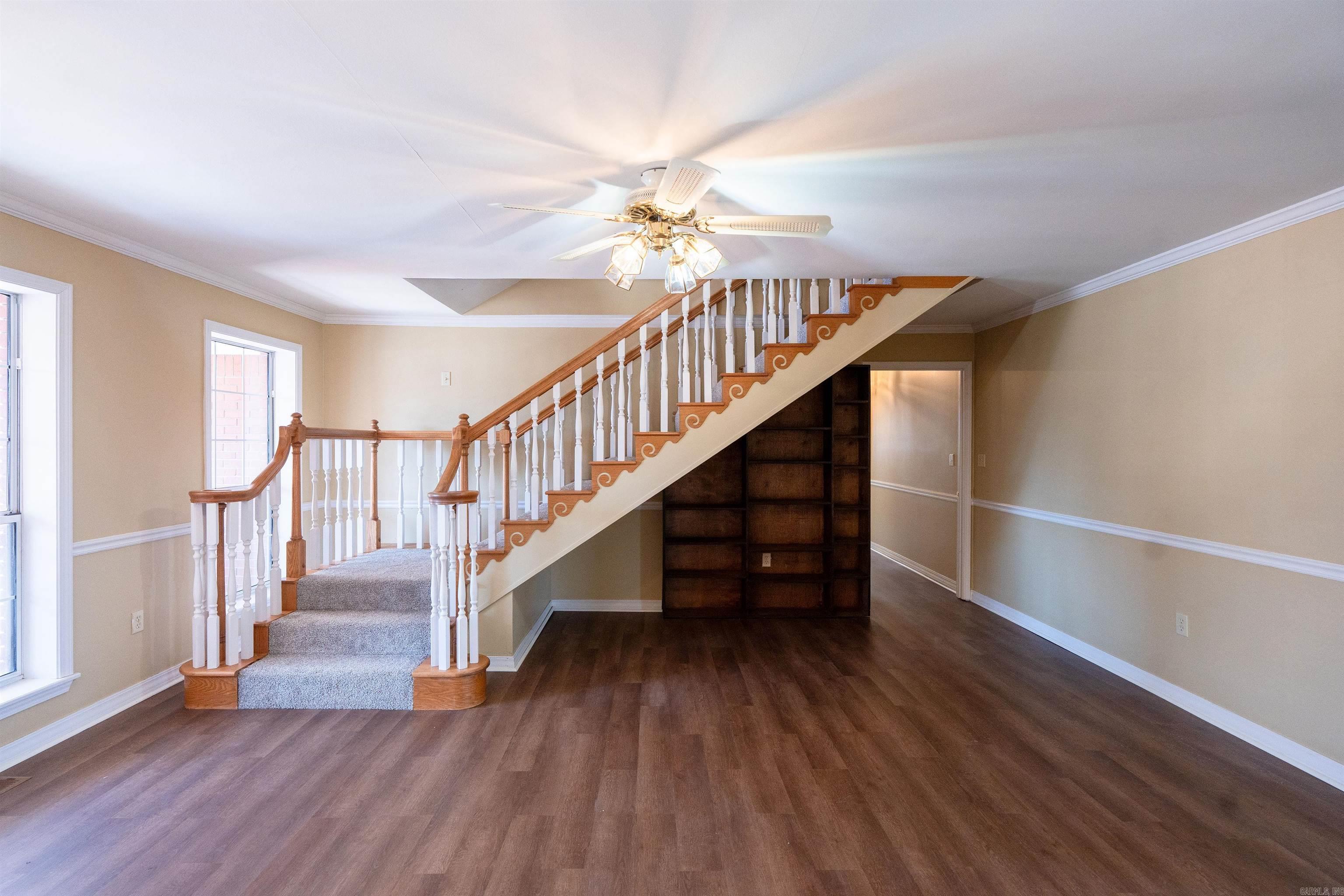 River Oaks River - Residential