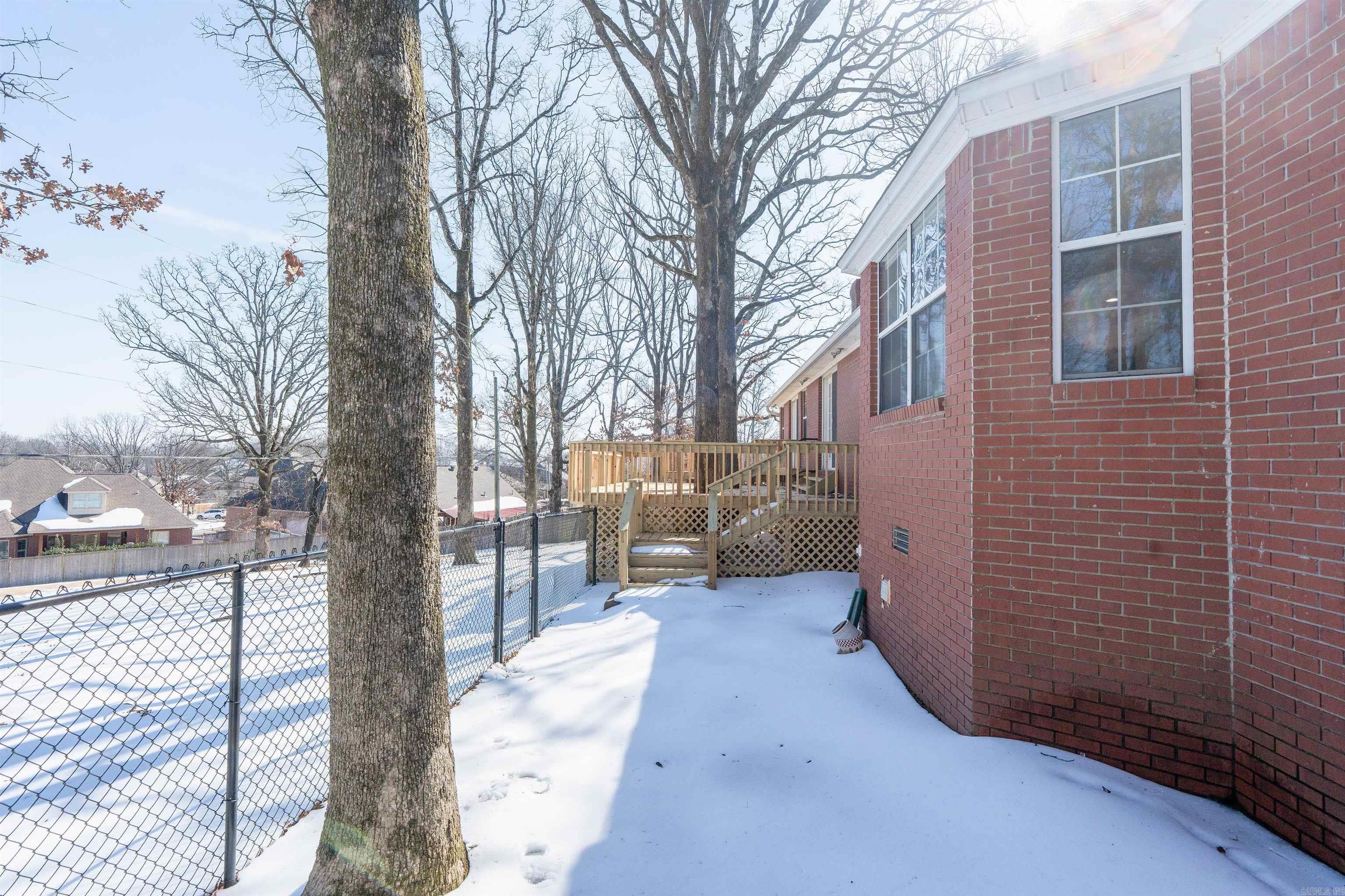 River Oaks River - Residential