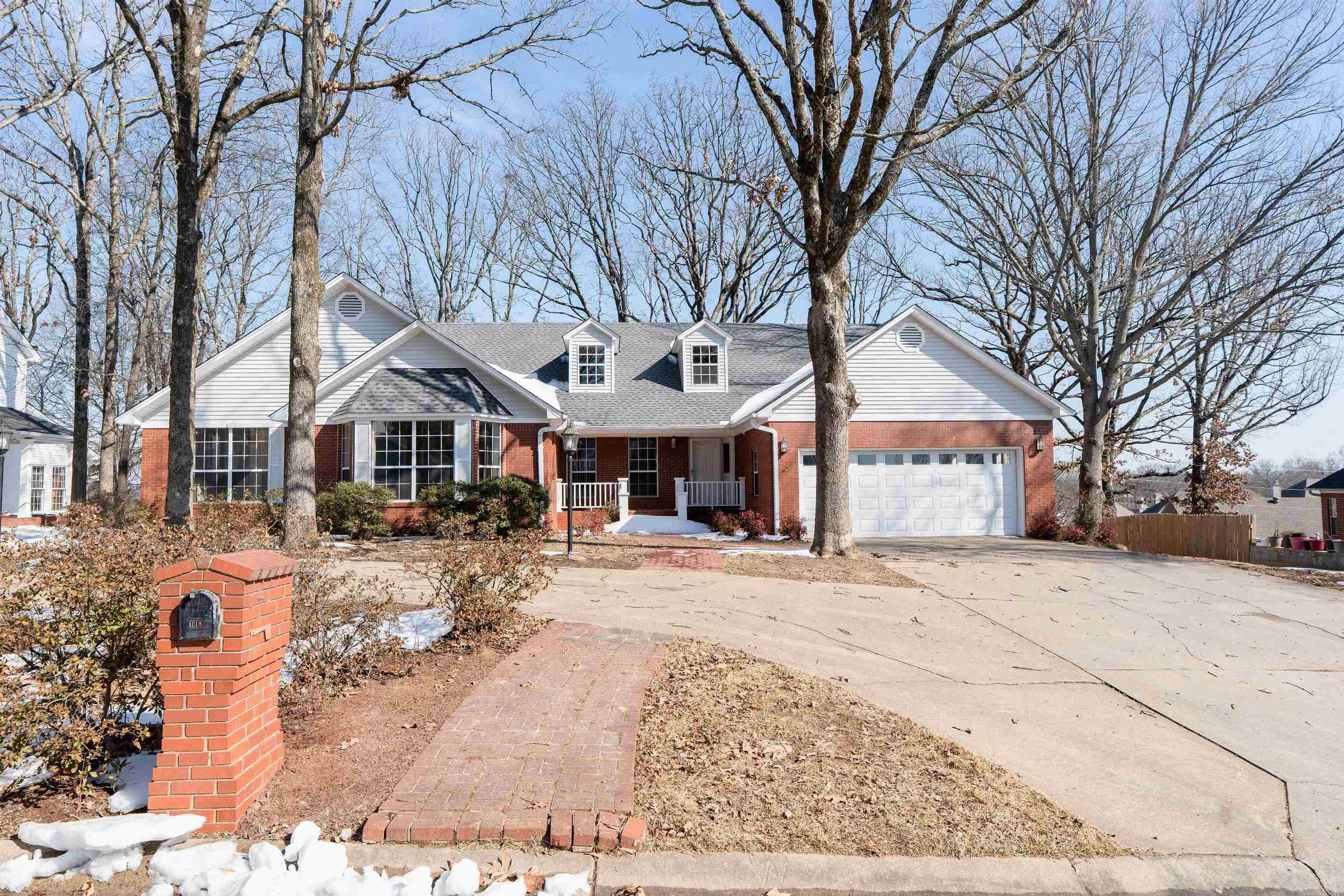 River Oaks River - Residential