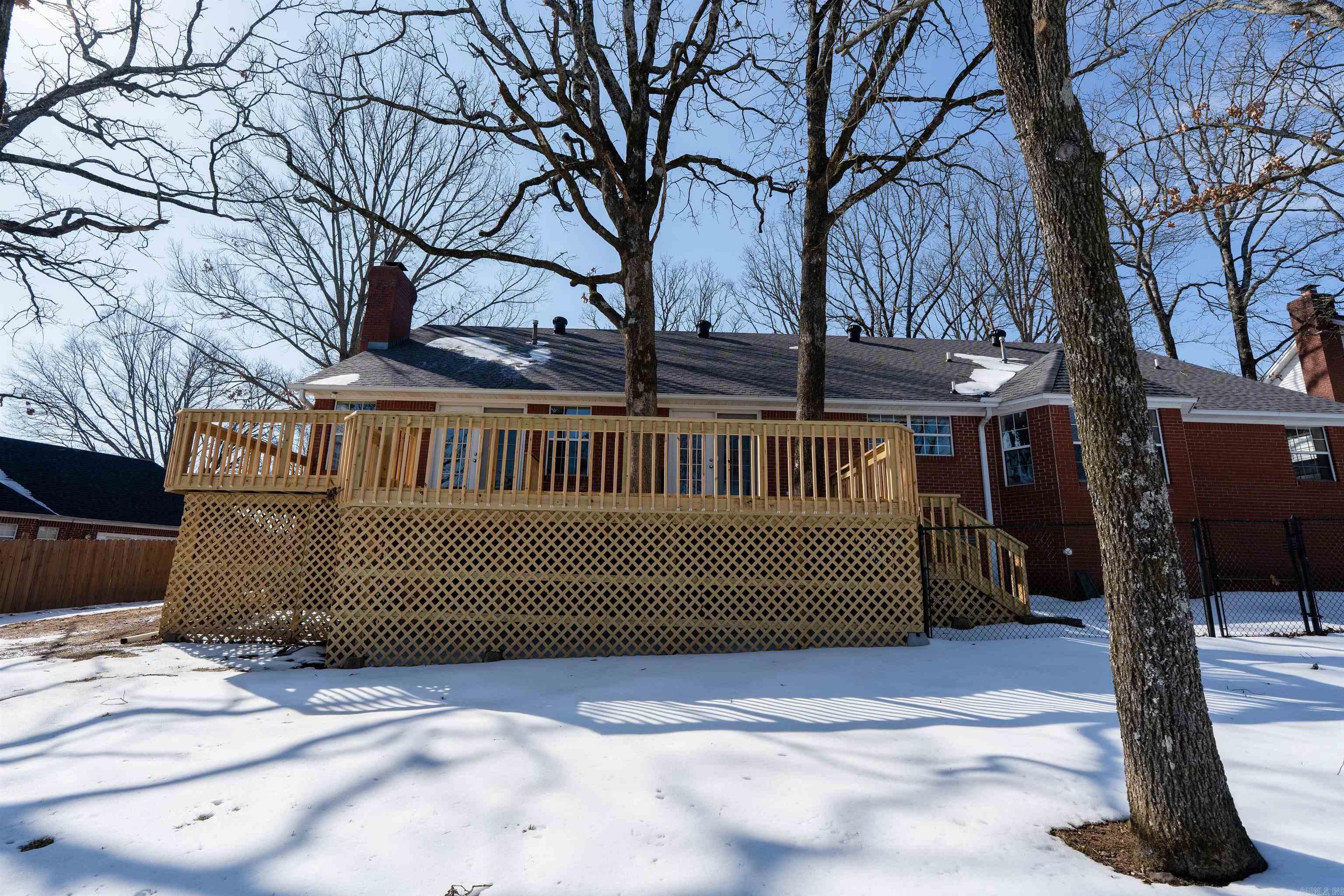 River Oaks River - Residential