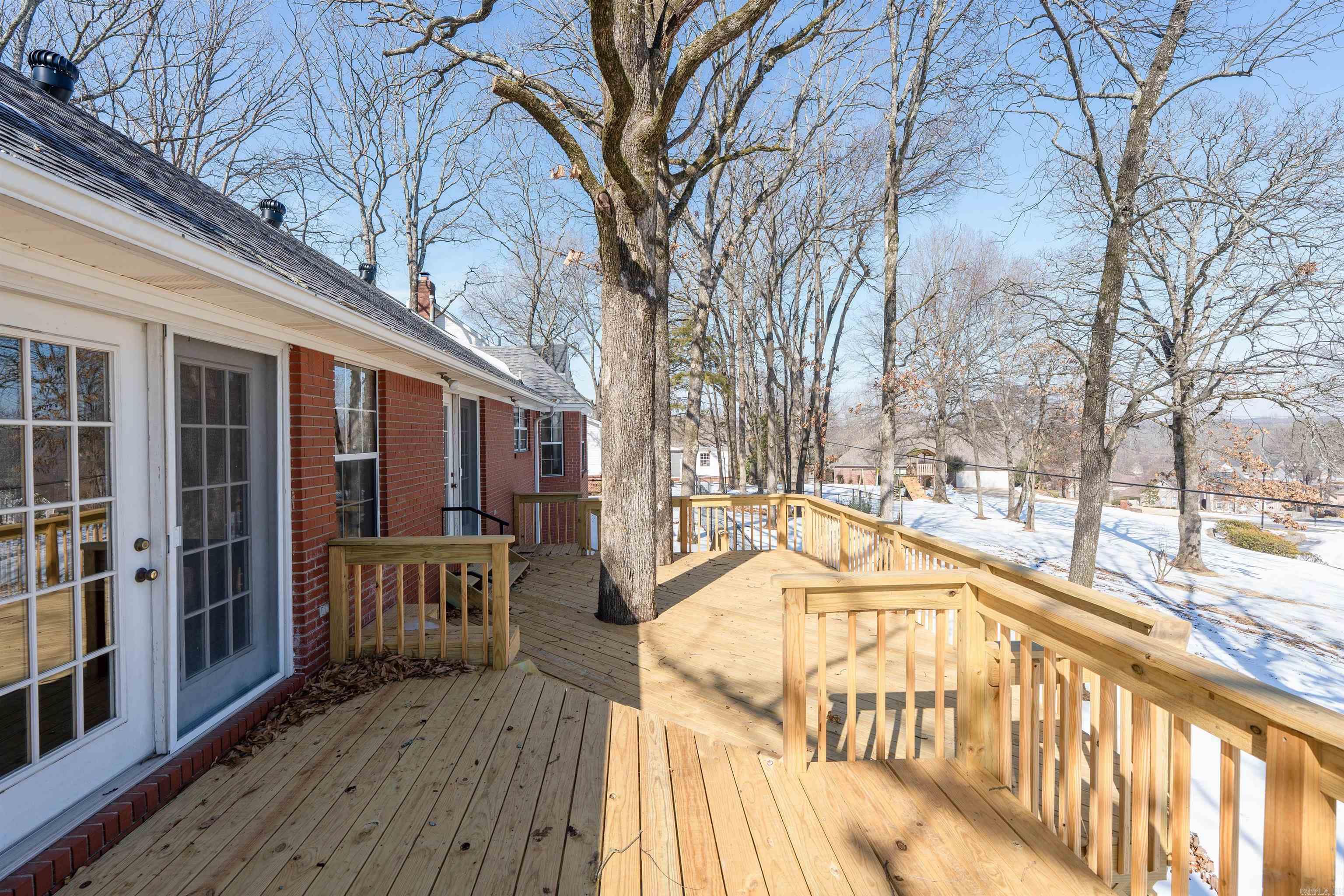 River Oaks River - Residential