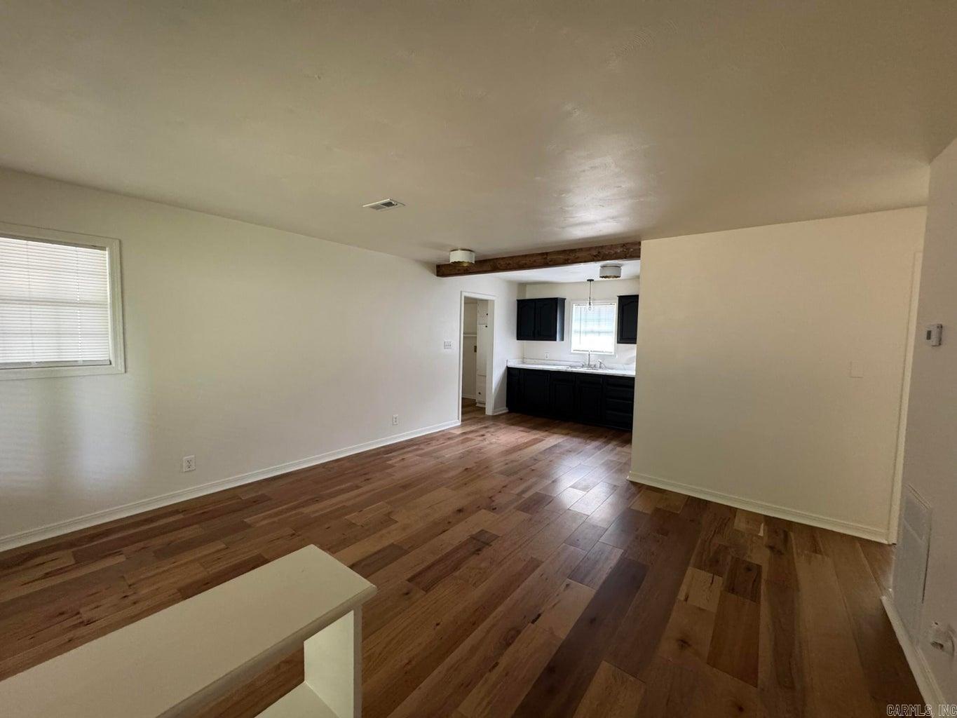 EIGHTH - Residential