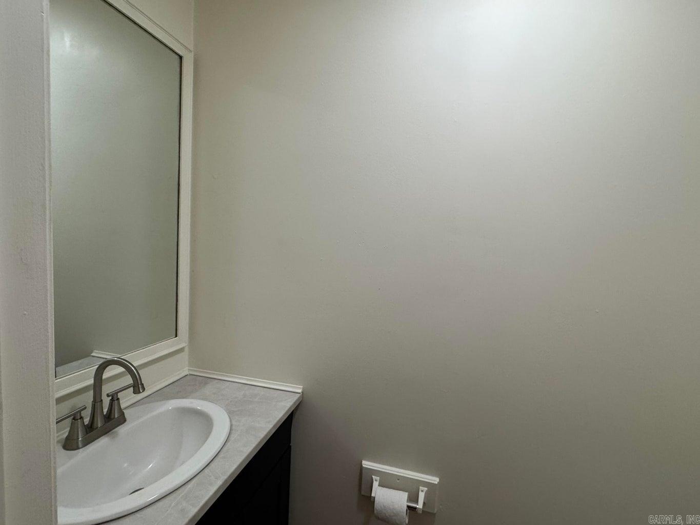 EIGHTH - Residential
