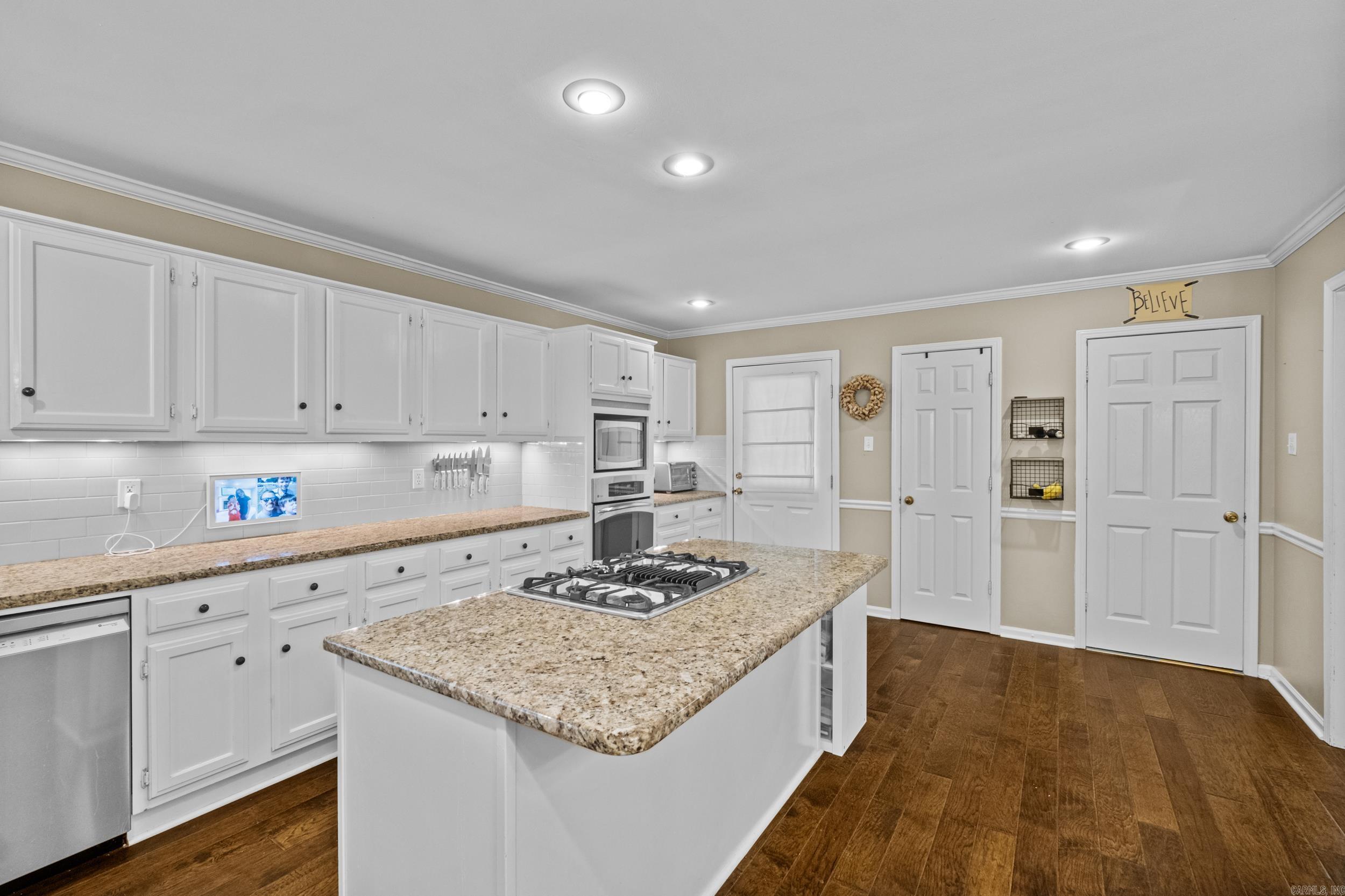 WINDSOR VALLEY ADDN - Residential