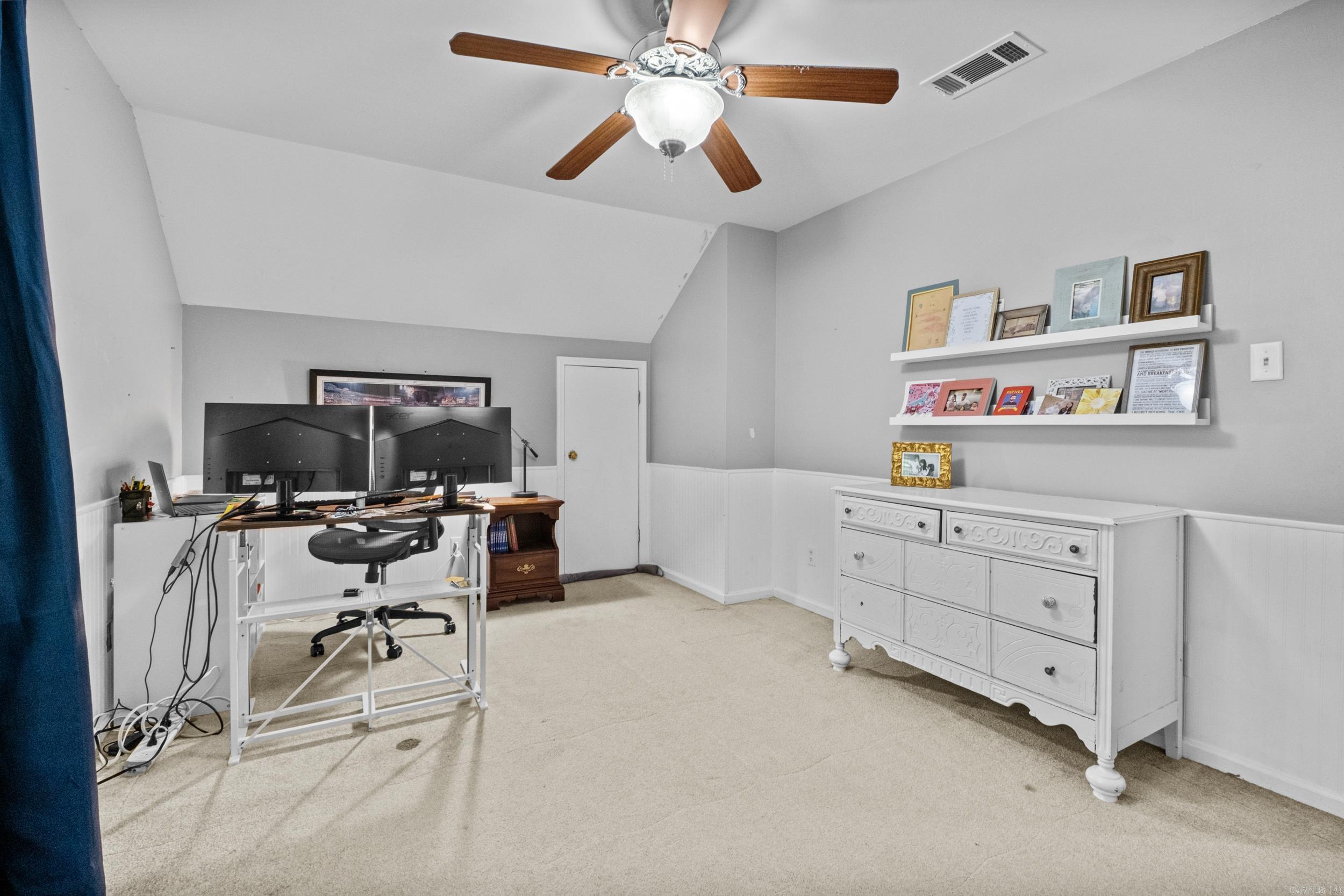 WINDSOR VALLEY ADDN - Residential