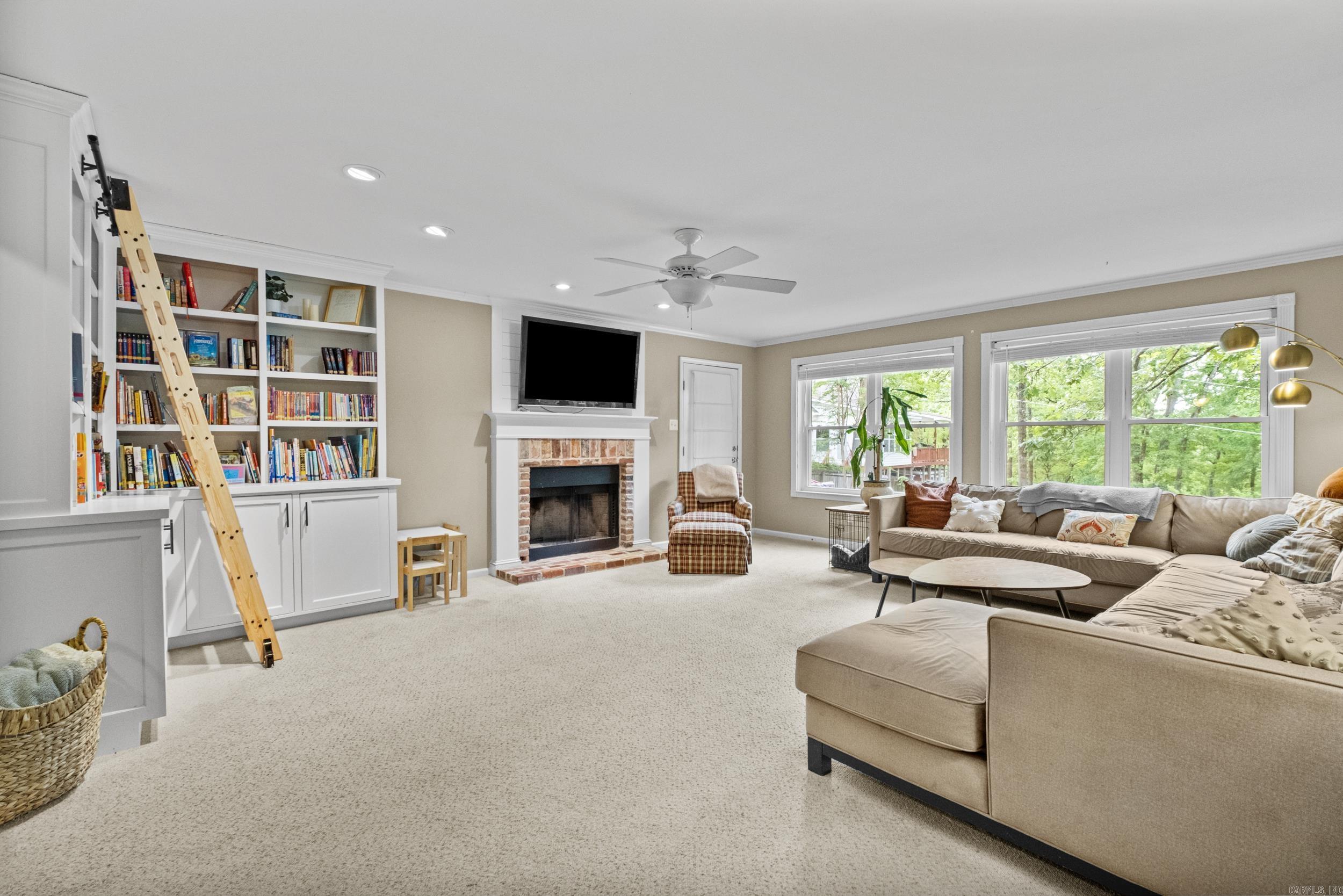 WINDSOR VALLEY ADDN - Residential