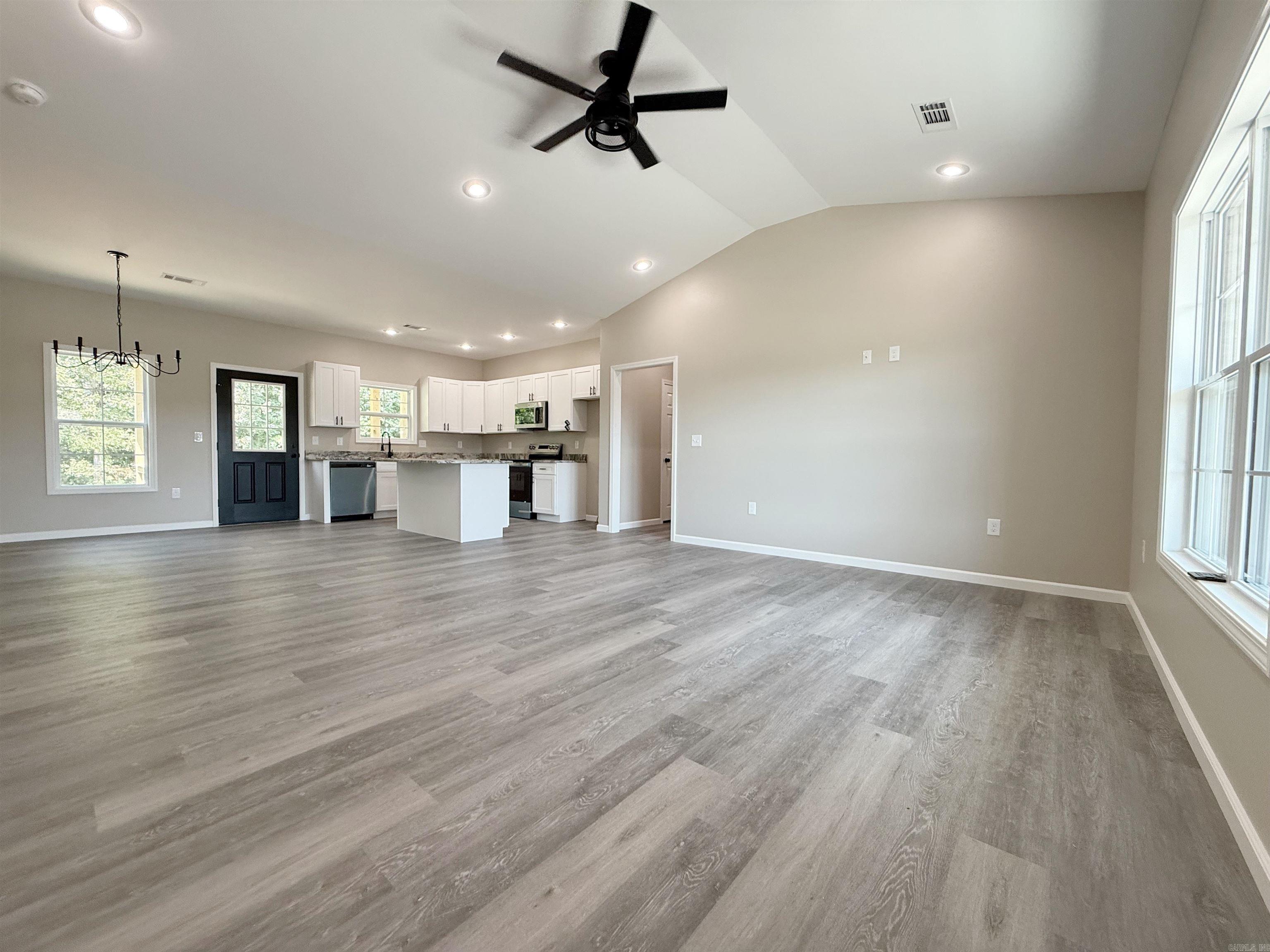 BUFFALO CREEK ESTATES - Residential