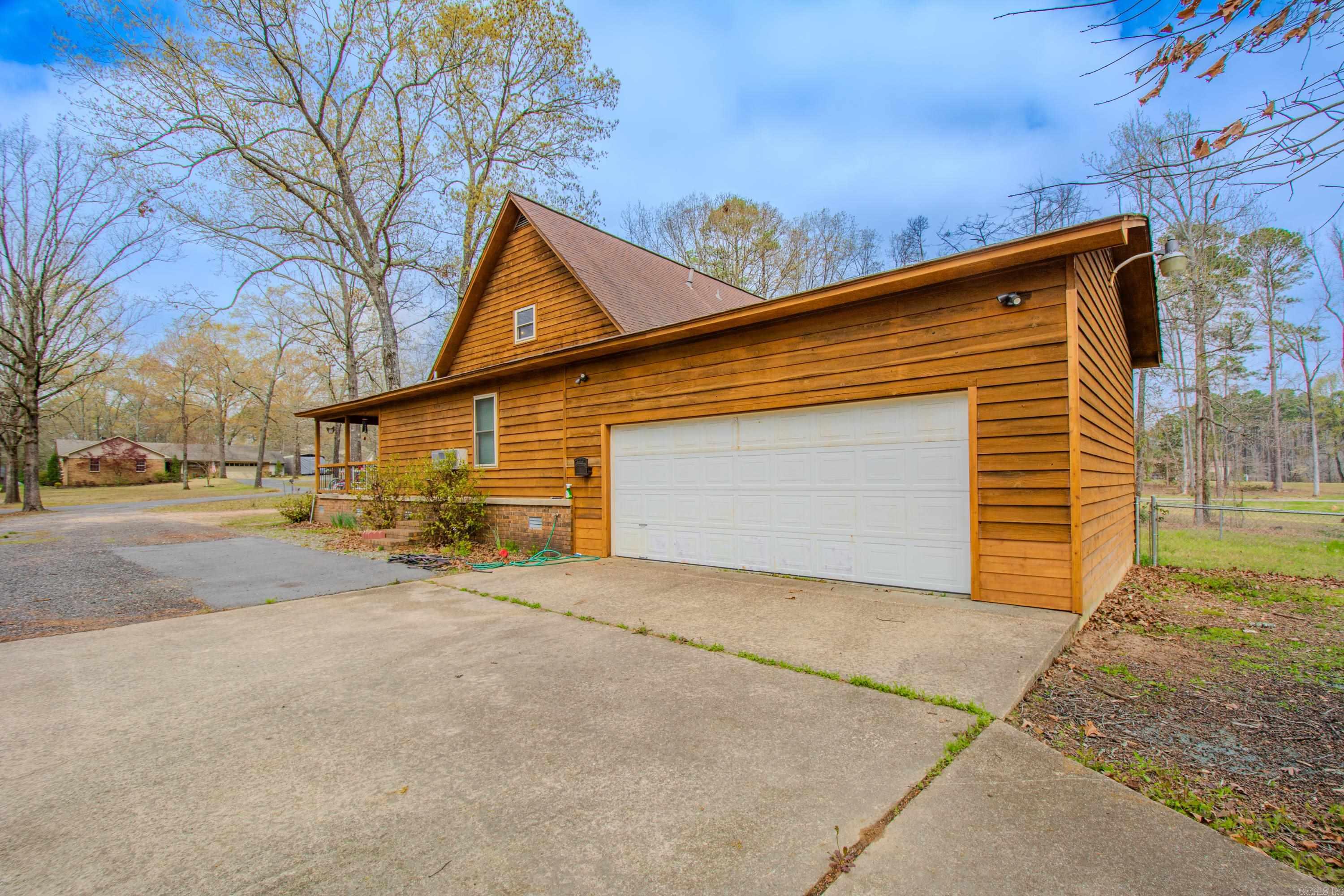 AMBER ACRES - Residential