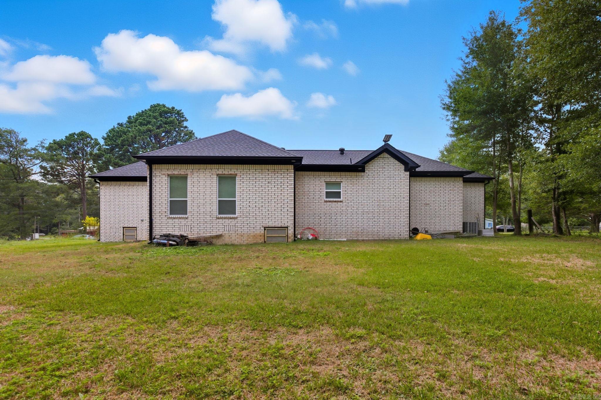 LANDSDALE GARDENS - Residential
