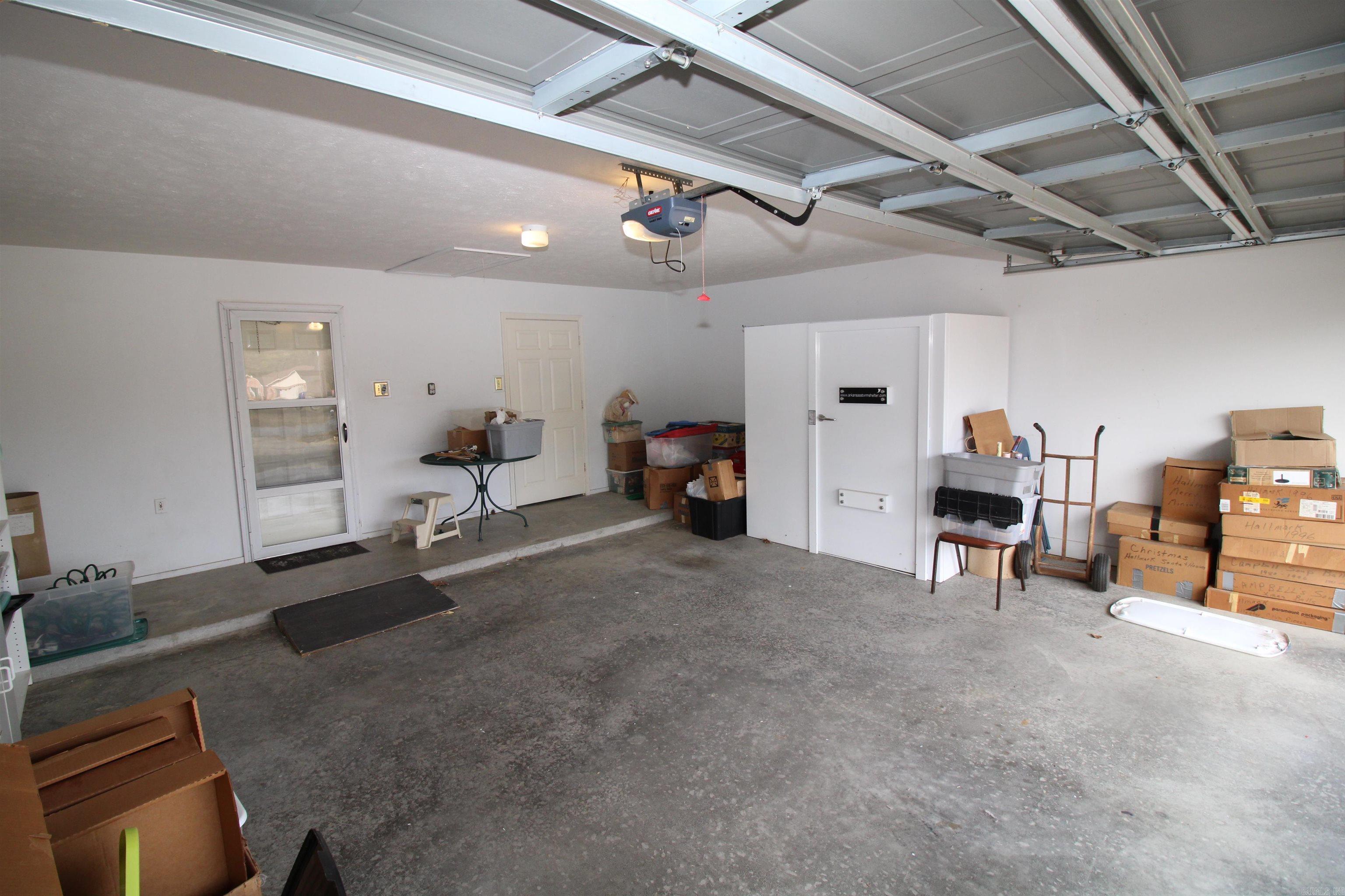 SWEETBRIER ESTATES - Residential