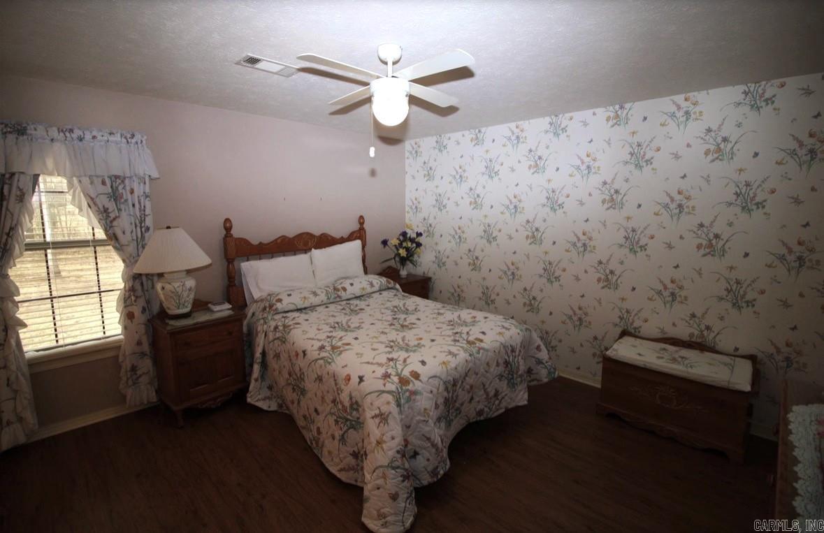 SWEETBRIER ESTATES - Residential