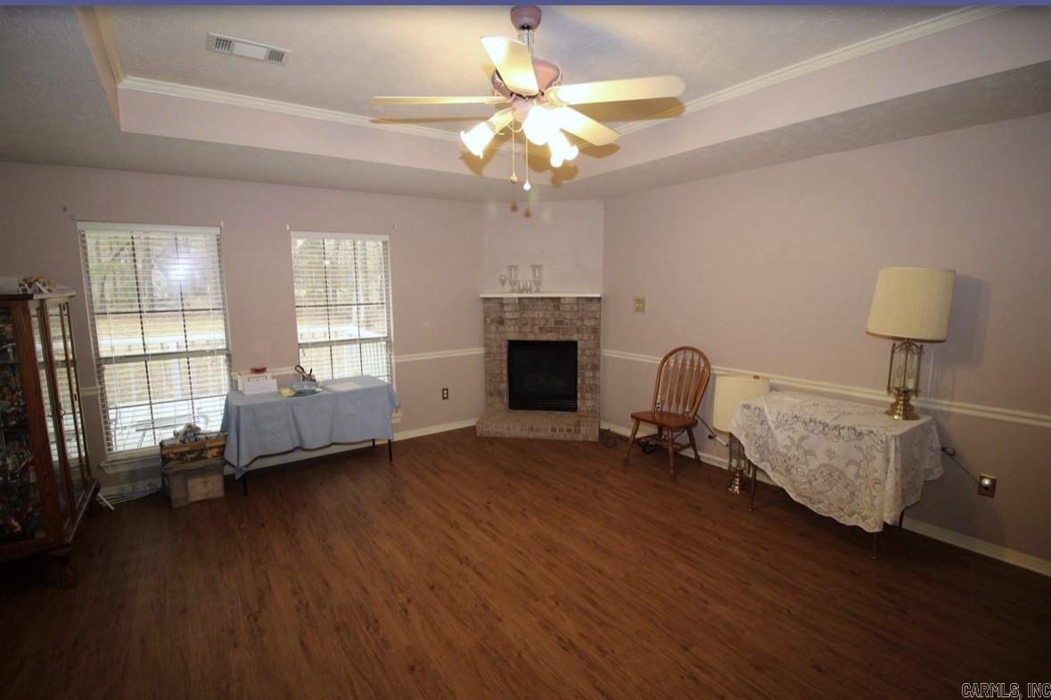 SWEETBRIER ESTATES - Residential