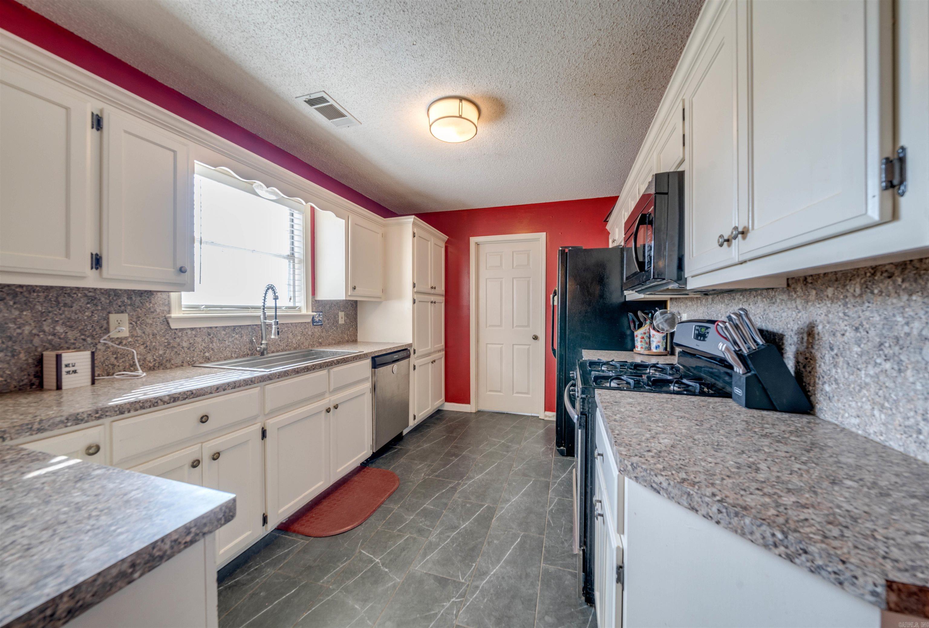 CABOT HIGHLANDS - Residential