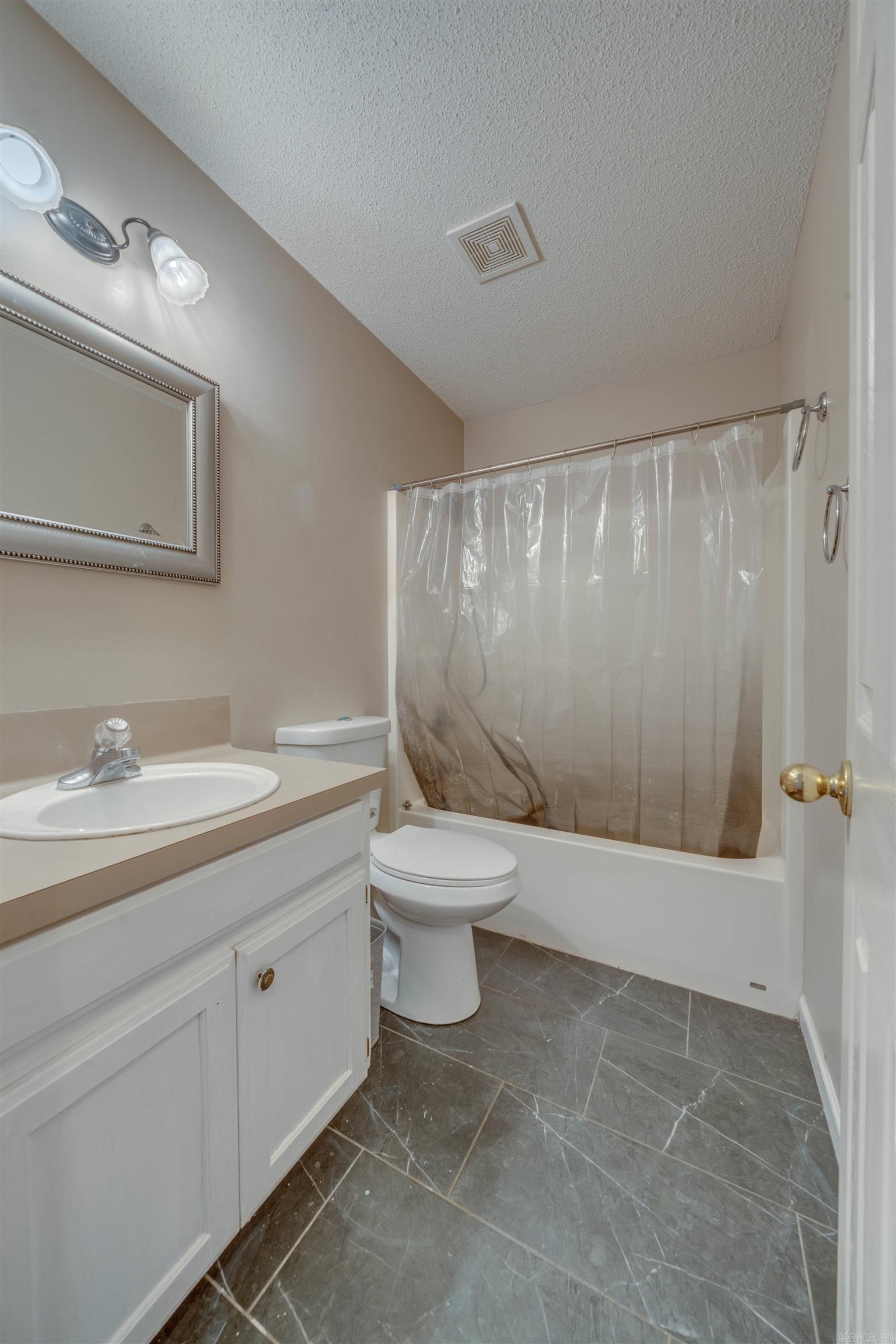 CABOT HIGHLANDS - Residential