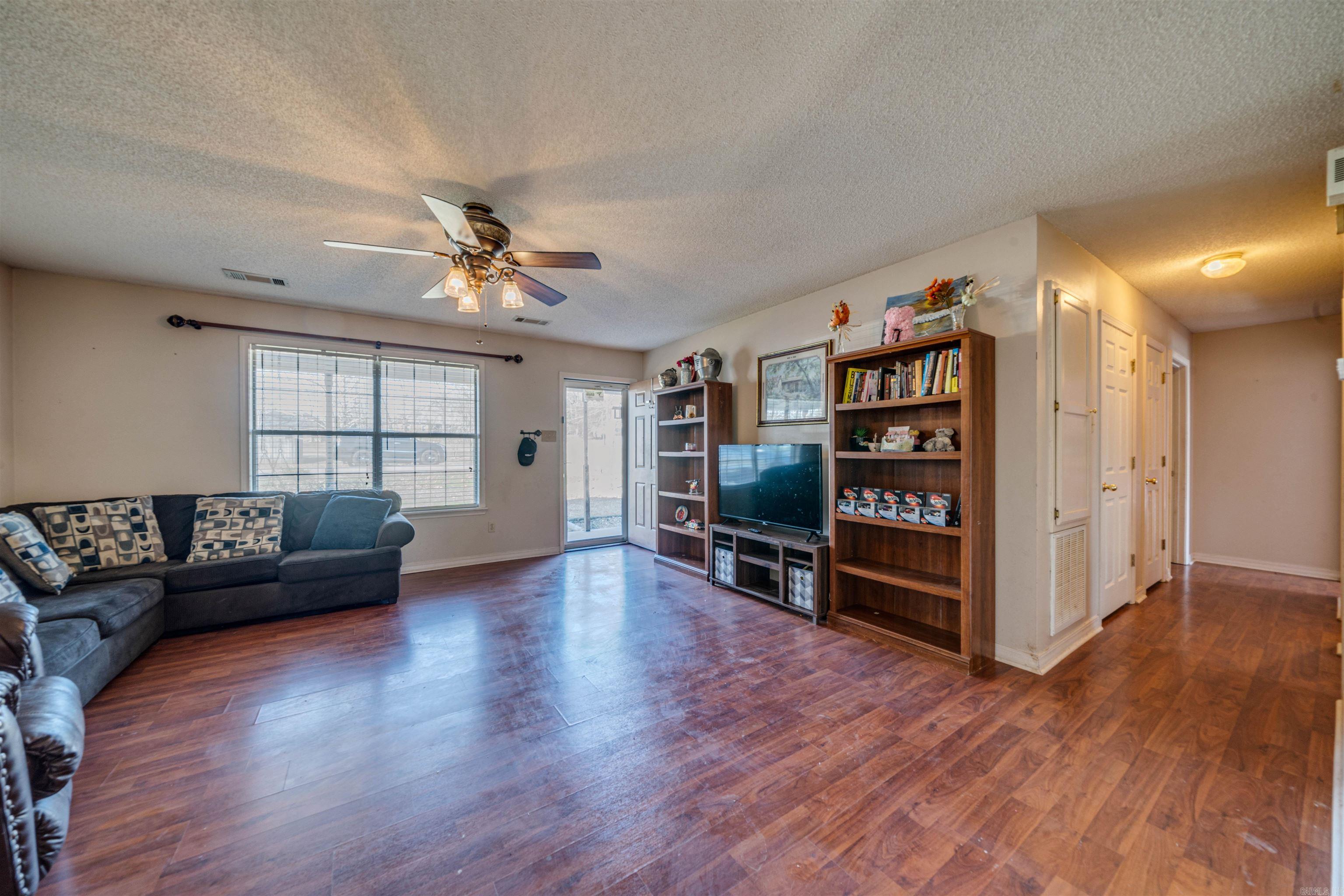 CABOT HIGHLANDS - Residential