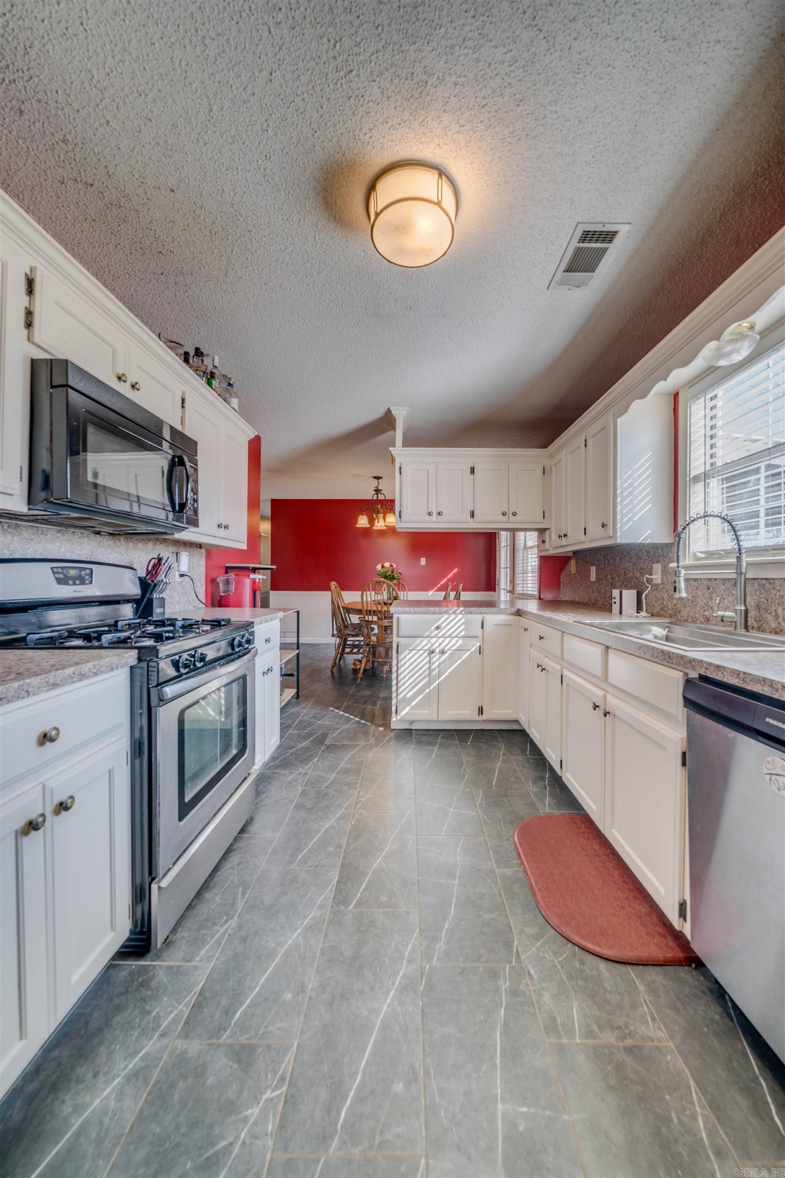 CABOT HIGHLANDS - Residential