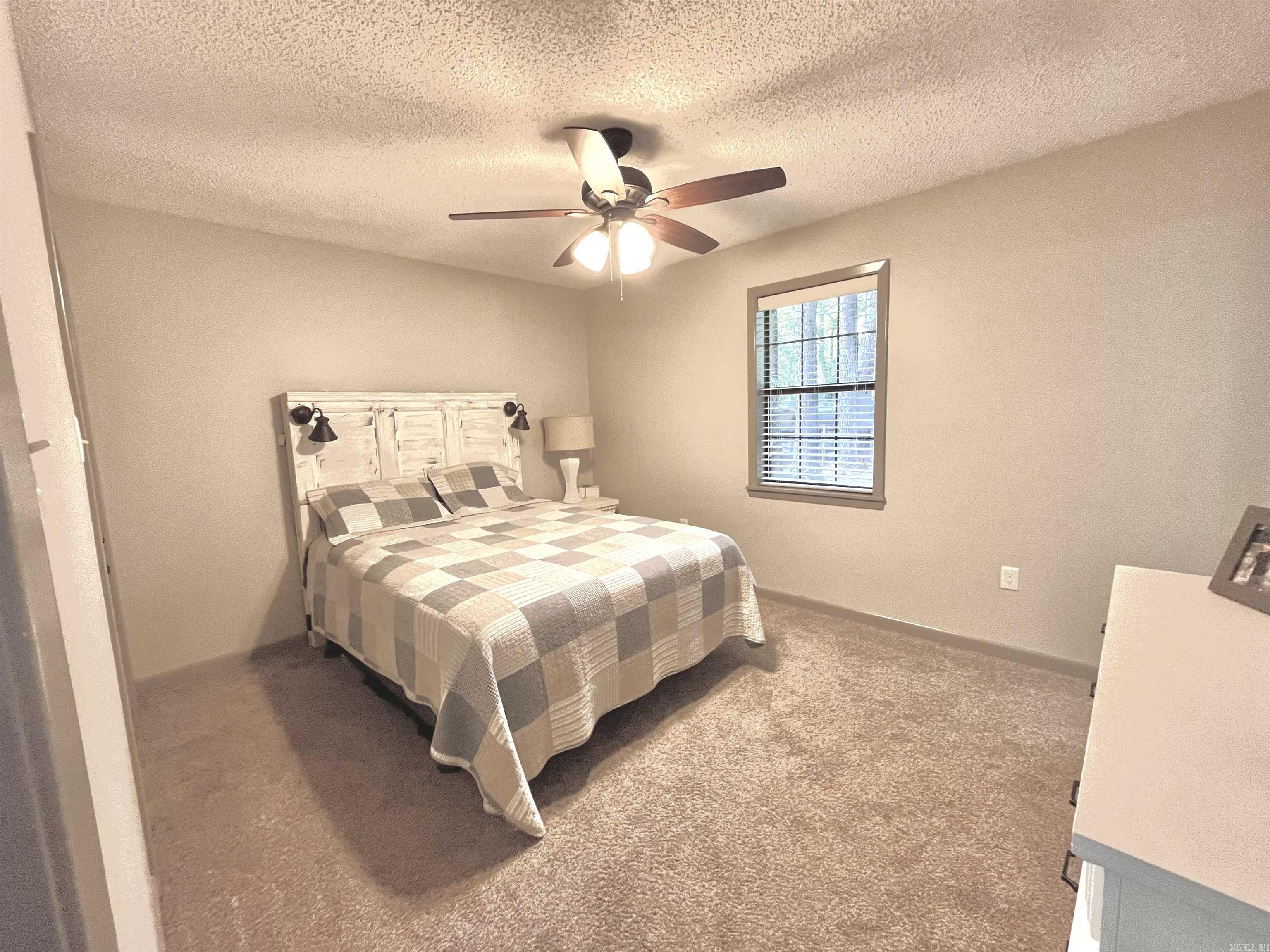 WEATHERSTONE - Residential