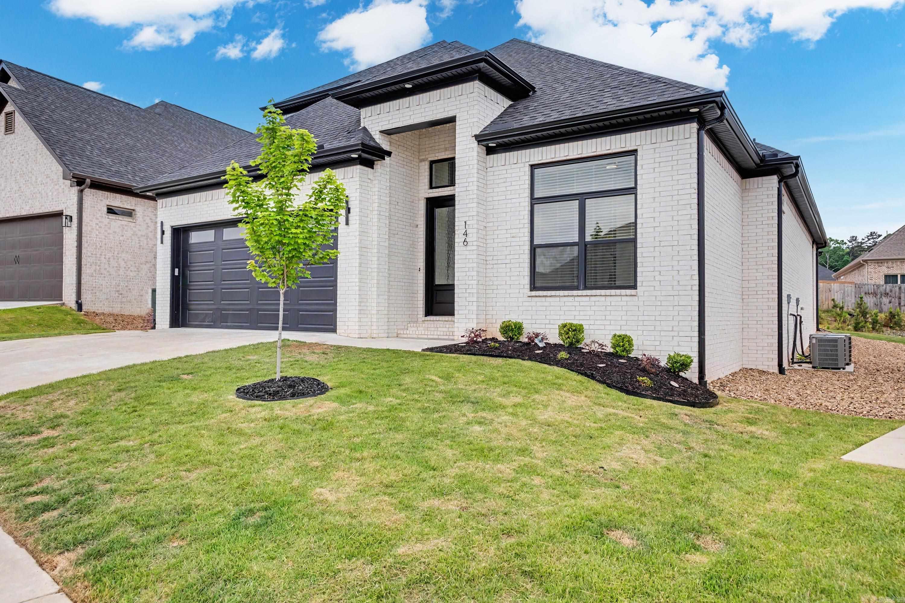 FLETCHER VALLEY "FLETCHER RIDGE" - Residential