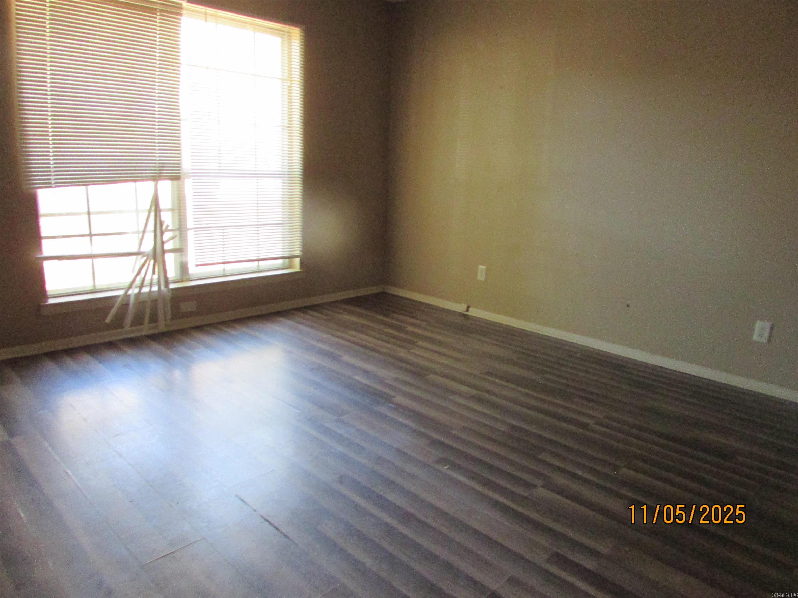 MEADOWLARK - Residential