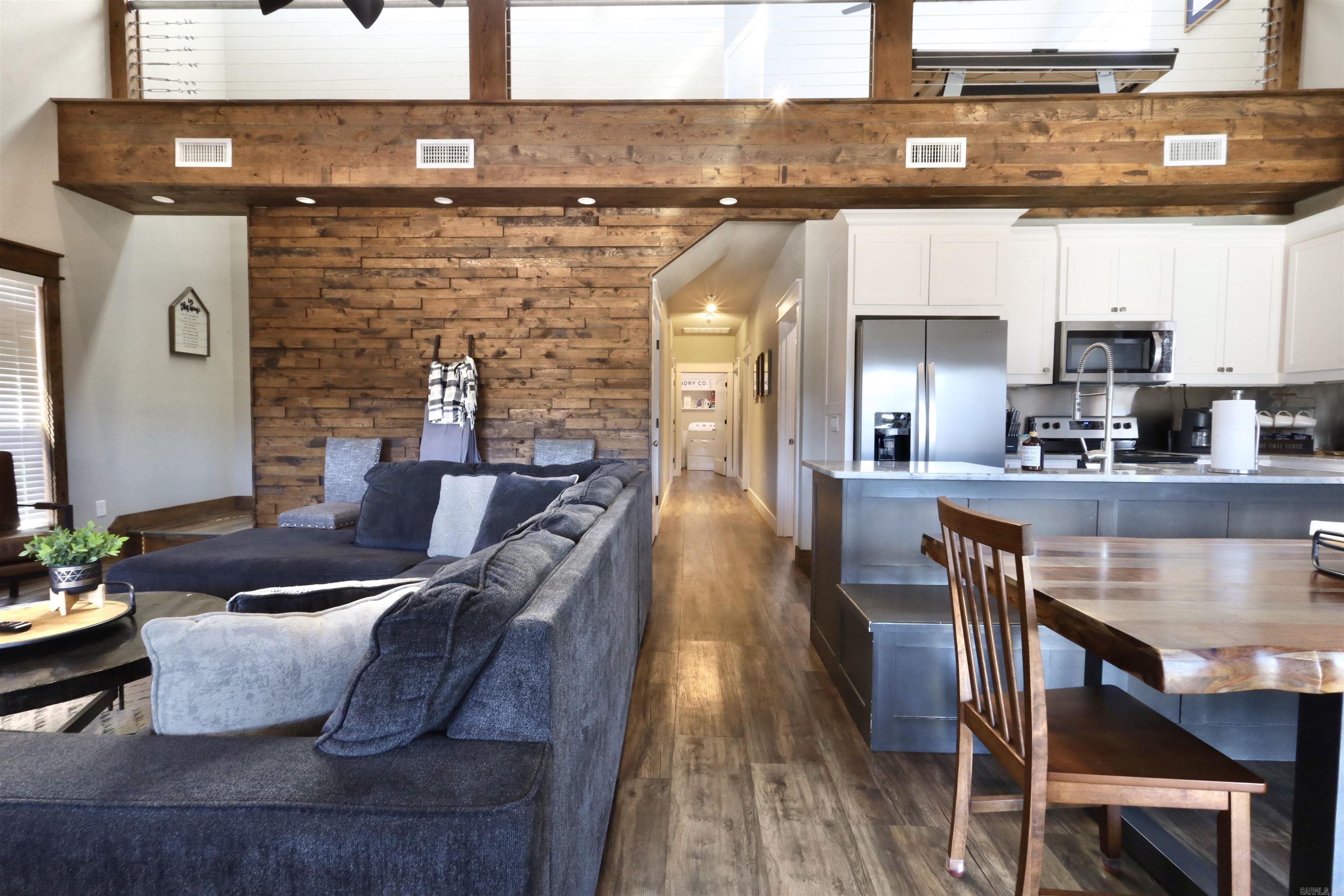 Jordans Bend at Caddos - Residential