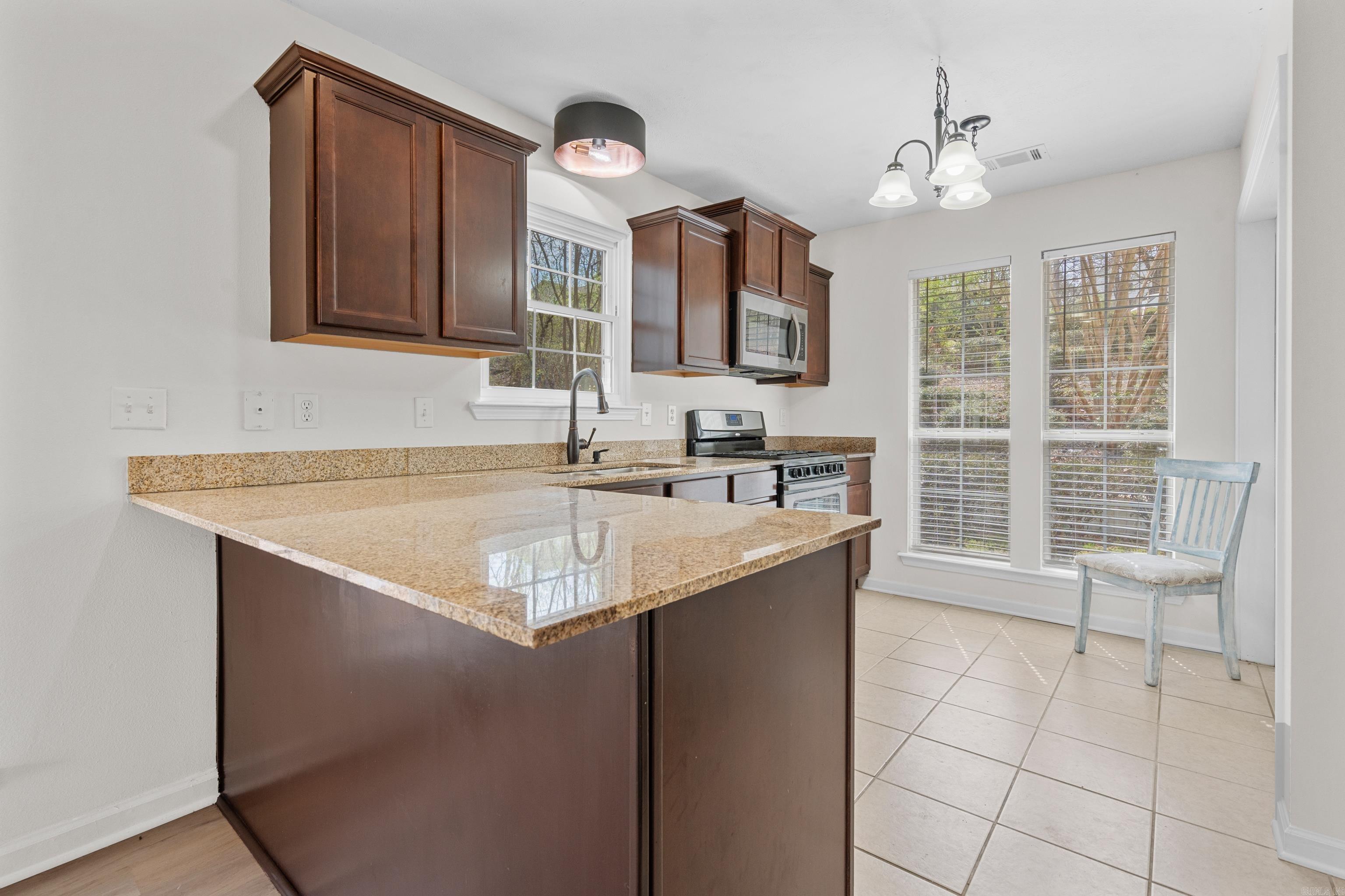 HOUSER-BANDY - Residential