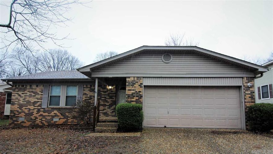 3/2 One-Level. Entry w/Wood Laminate Floors, Living Rm. Features Vaulted Ceiling & Wood-burning Fireplace, Eat-in Kitchen w/Bay Window features Beautiful Granite Counter-tops & Ceramic Tile Flooring, Large Master Bedroom-New Paint & Trim w/Walk-in Closet, His & Her Sinks & Walk-in Shower! Fully Fenced Back yard w/Deck, Laundry Rm., 2-car Garage w/Epoxy Floors. Johnny Lane is a Dead End street w/ No Flow through Traffic!!!Pets Upon Owner Approval. Deposit/Fee Based on Type & Size (Stainless Side-by-Side Refr