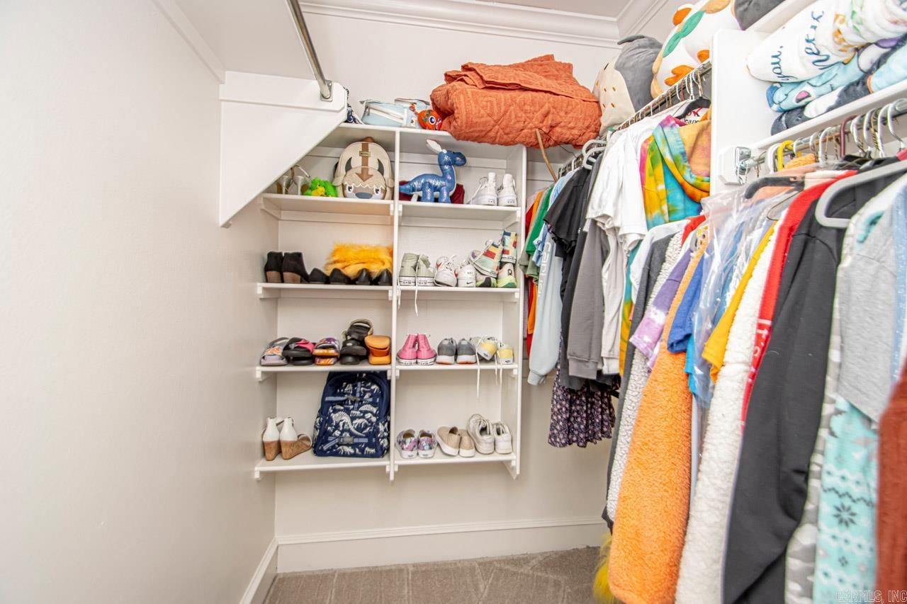 HURRICANE LAKE EST - Residential