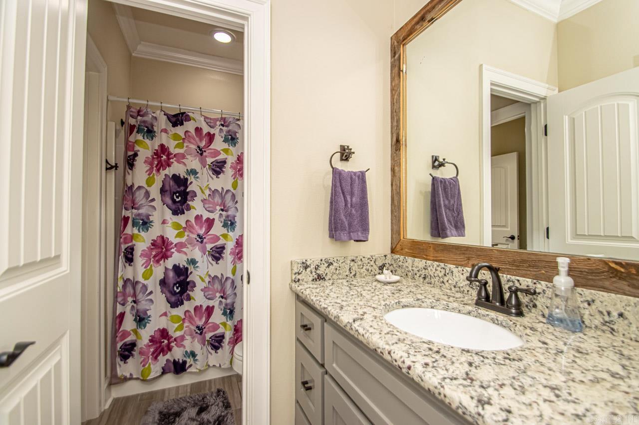 HURRICANE LAKE EST - Residential