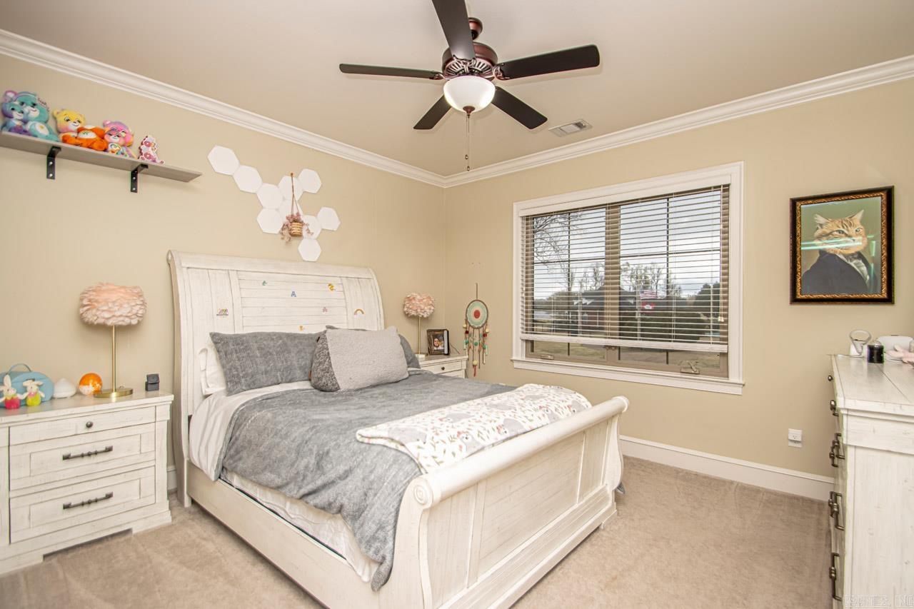 HURRICANE LAKE EST - Residential