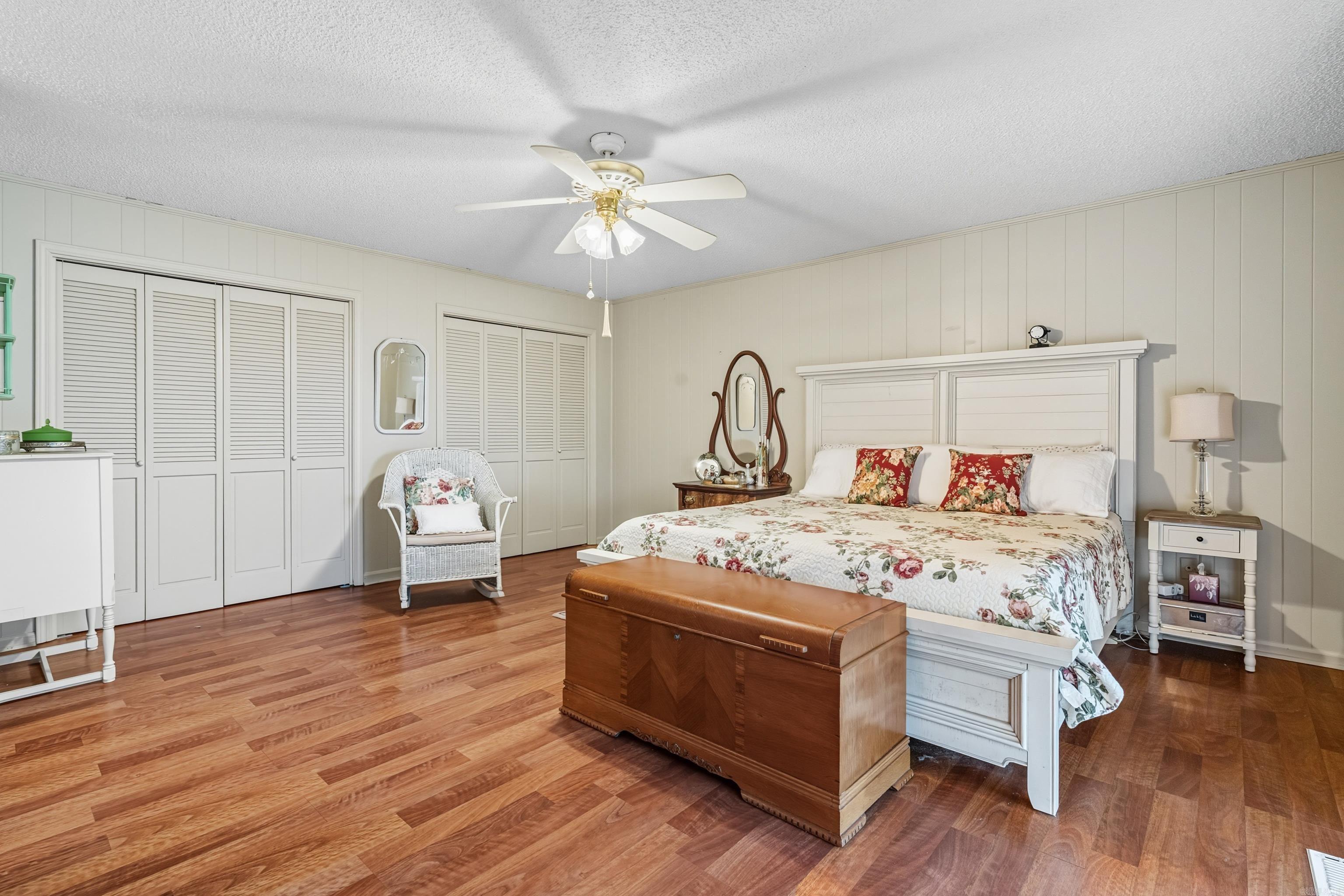 BEAVER LAKE ESTATES - Residential