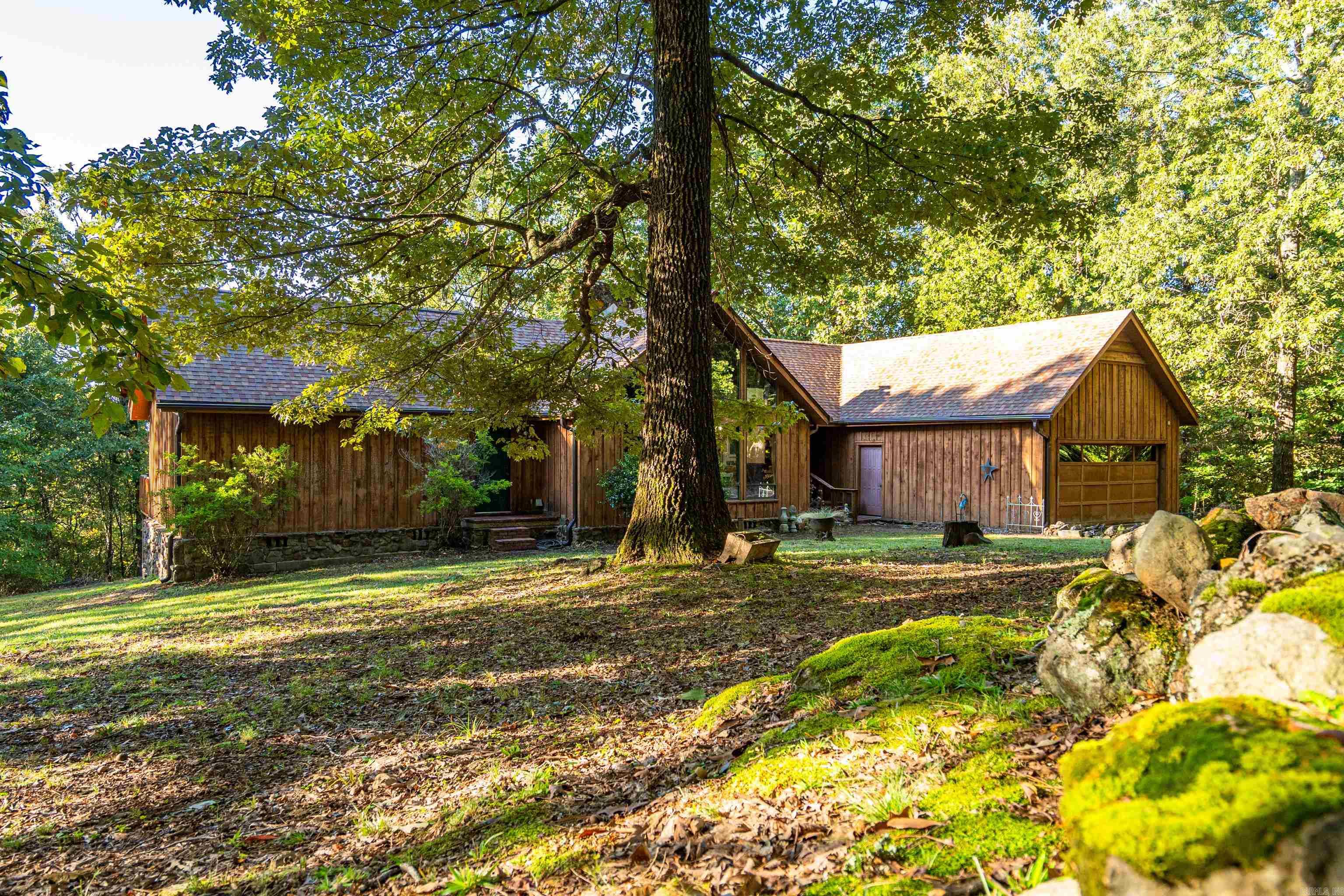 BEAVER LAKE ESTATES - Residential