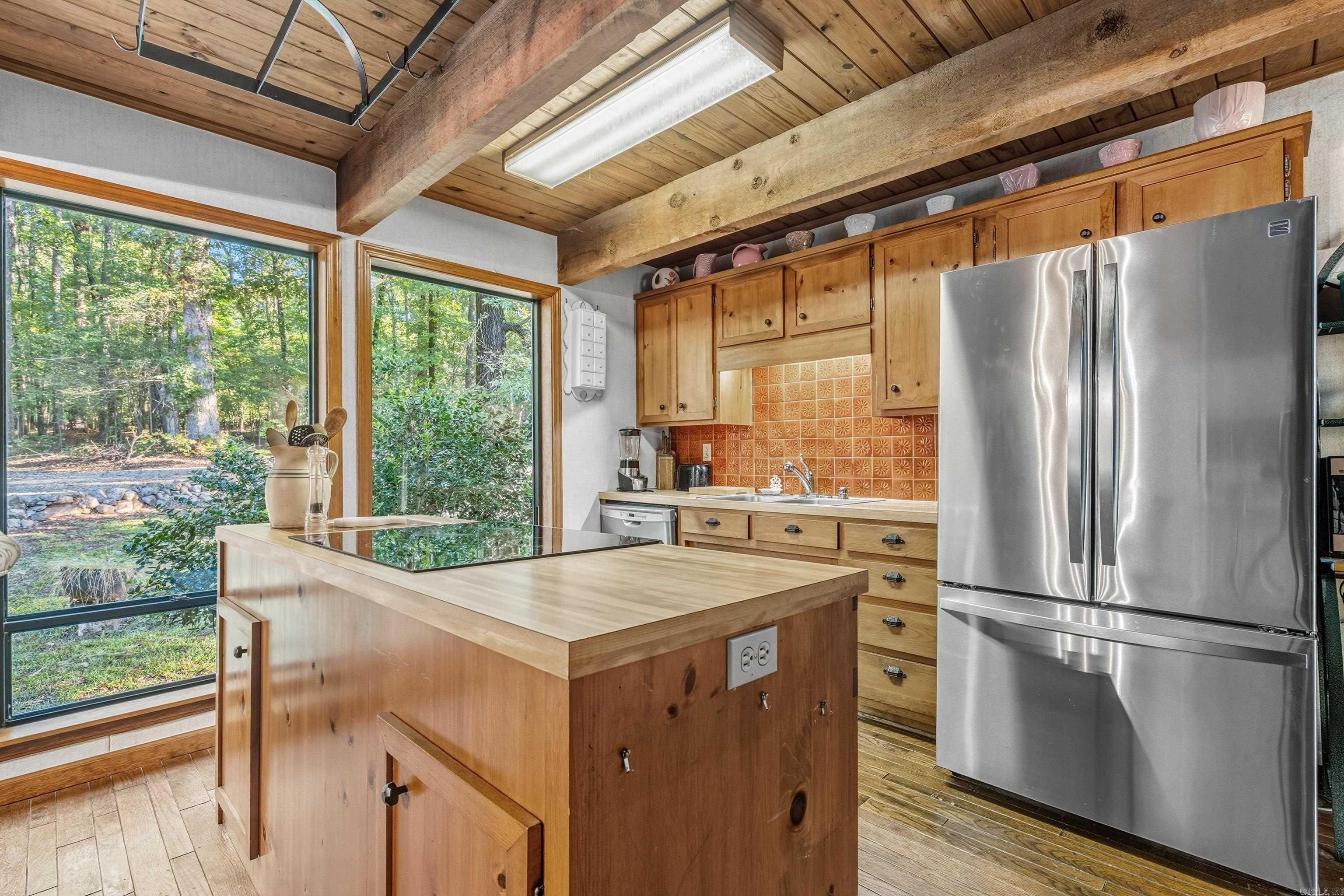 BEAVER LAKE ESTATES - Residential