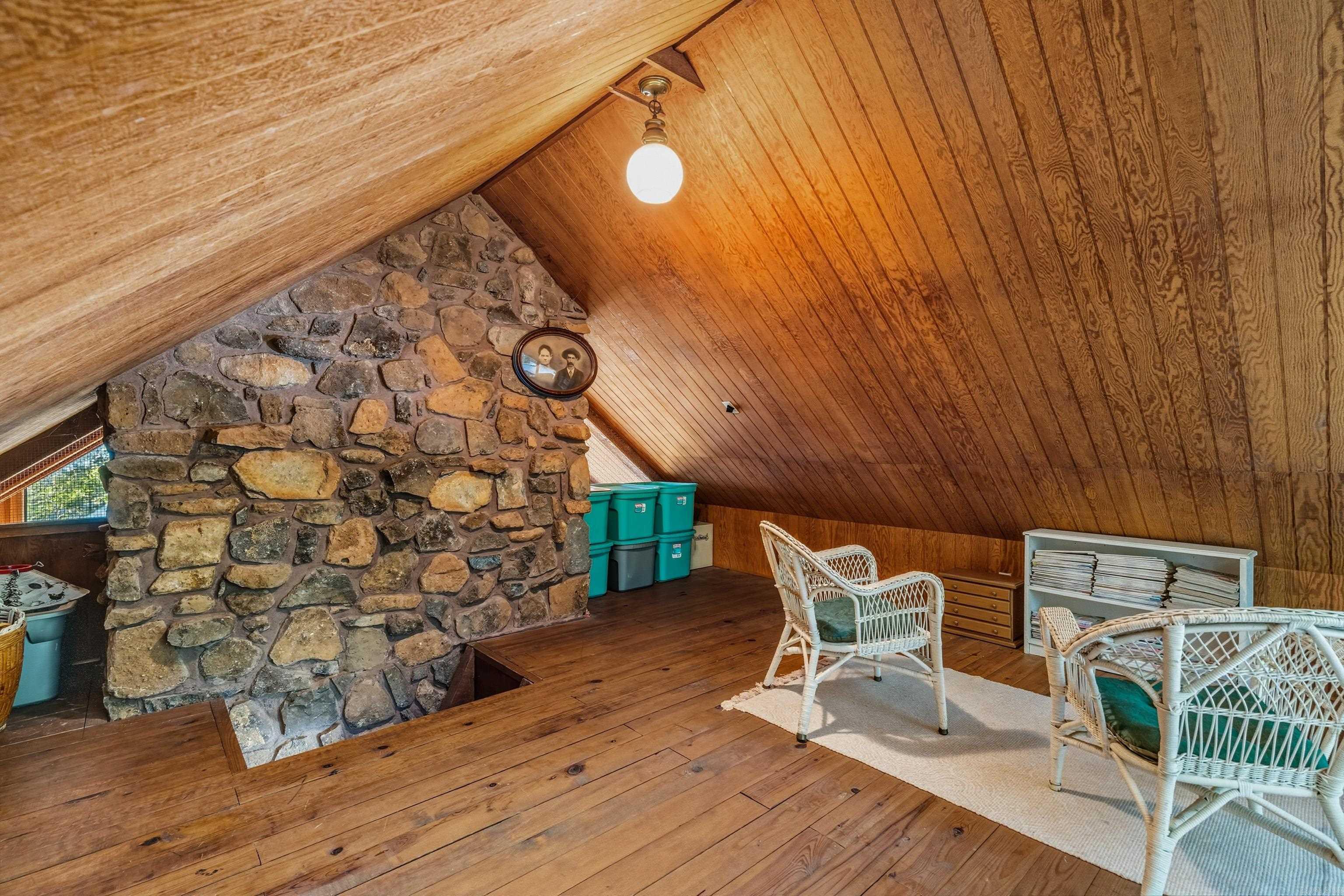 BEAVER LAKE ESTATES - Residential