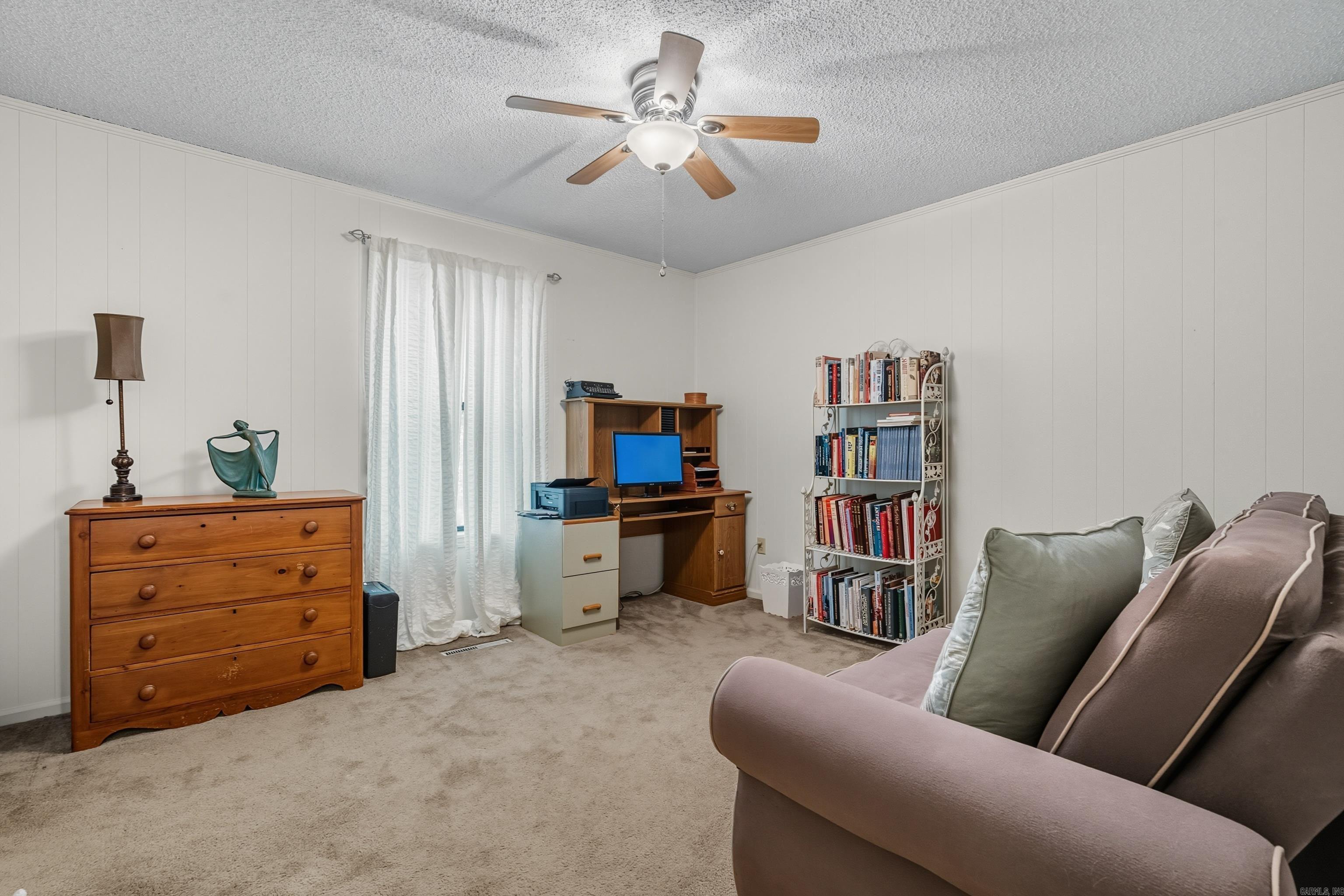 BEAVER LAKE ESTATES - Residential