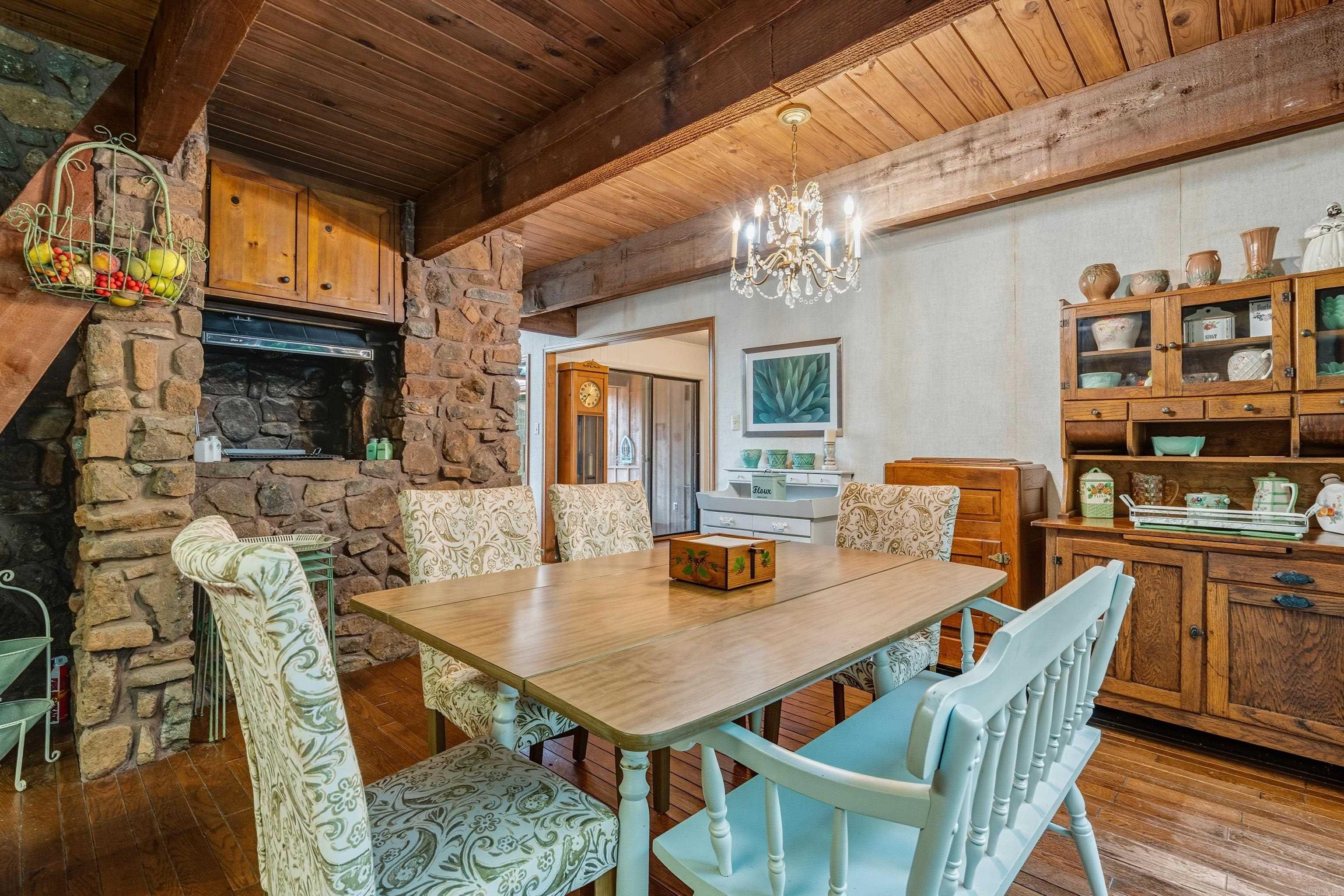 BEAVER LAKE ESTATES - Residential