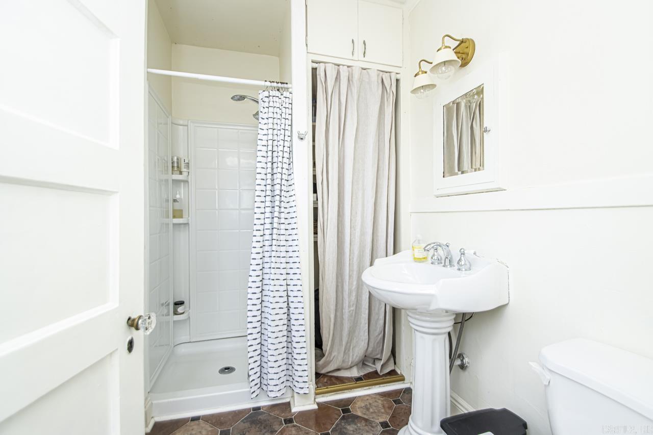 CAPITOL VIEW - Residential