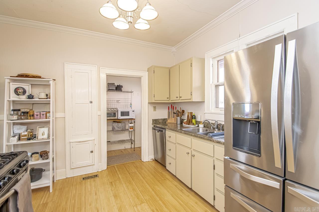 CAPITOL VIEW - Residential