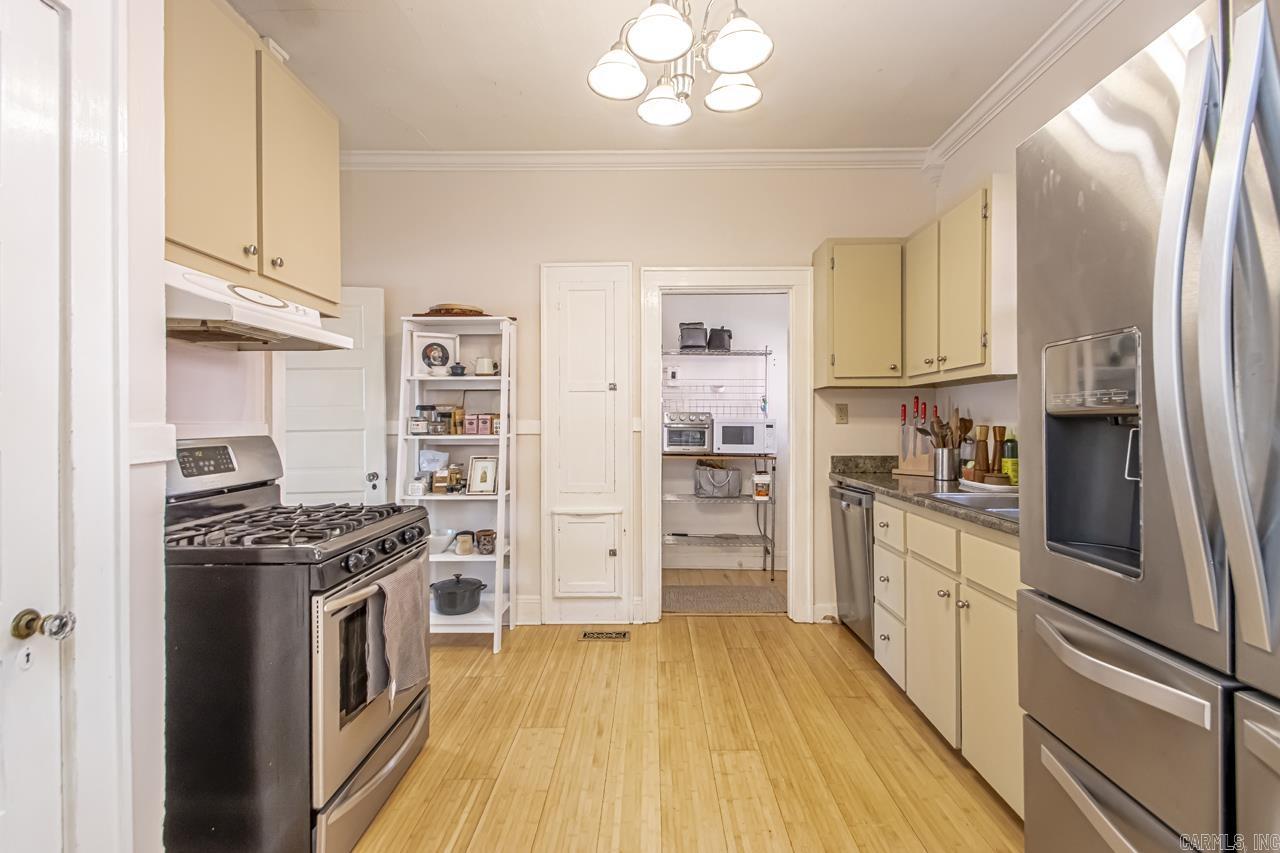 CAPITOL VIEW - Residential