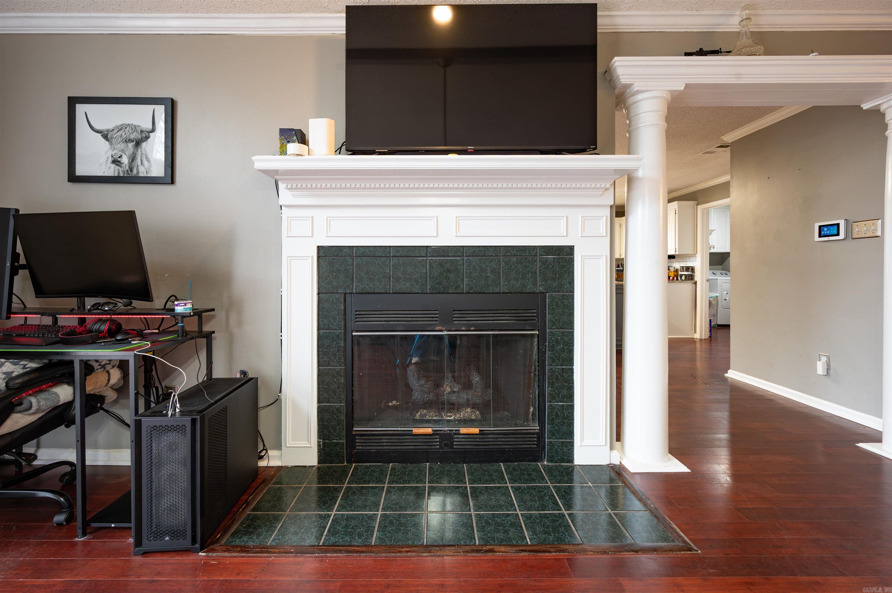 FOXWOOD J - Residential