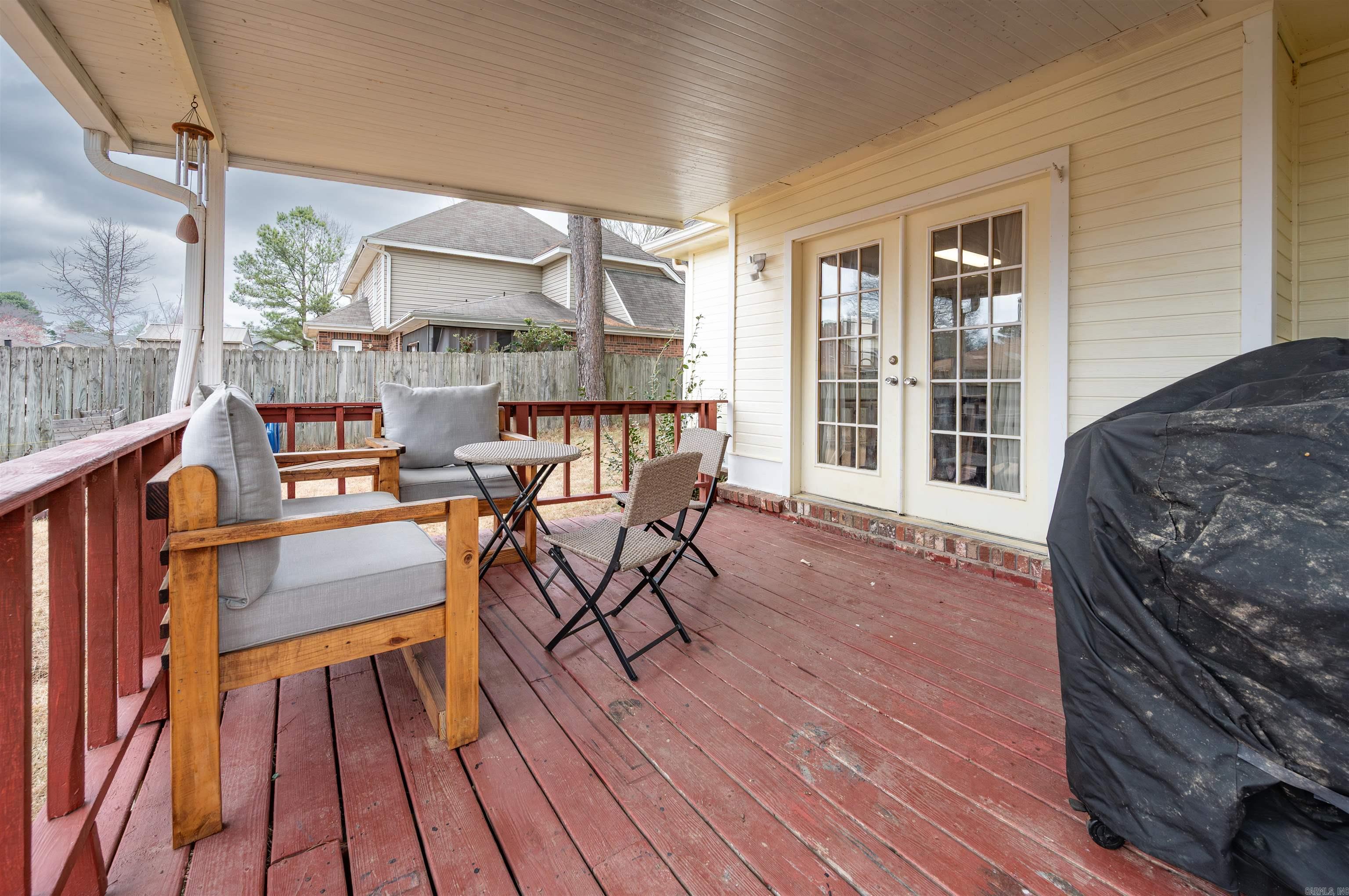 FOXWOOD J - Residential