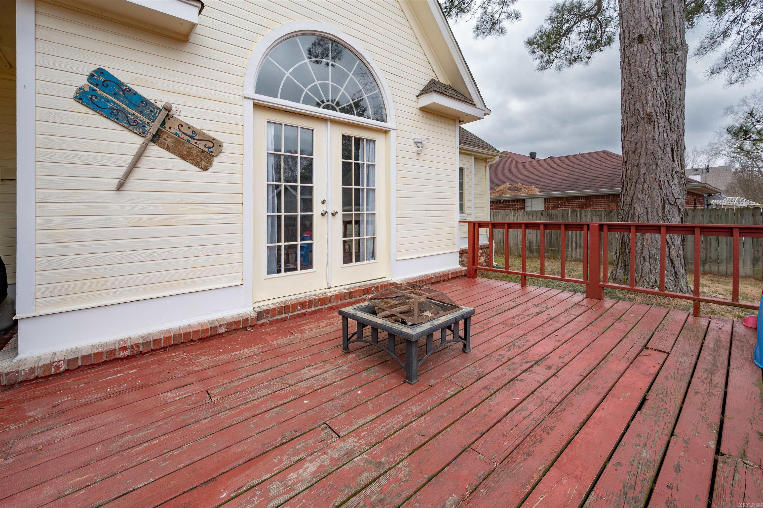 FOXWOOD J - Residential