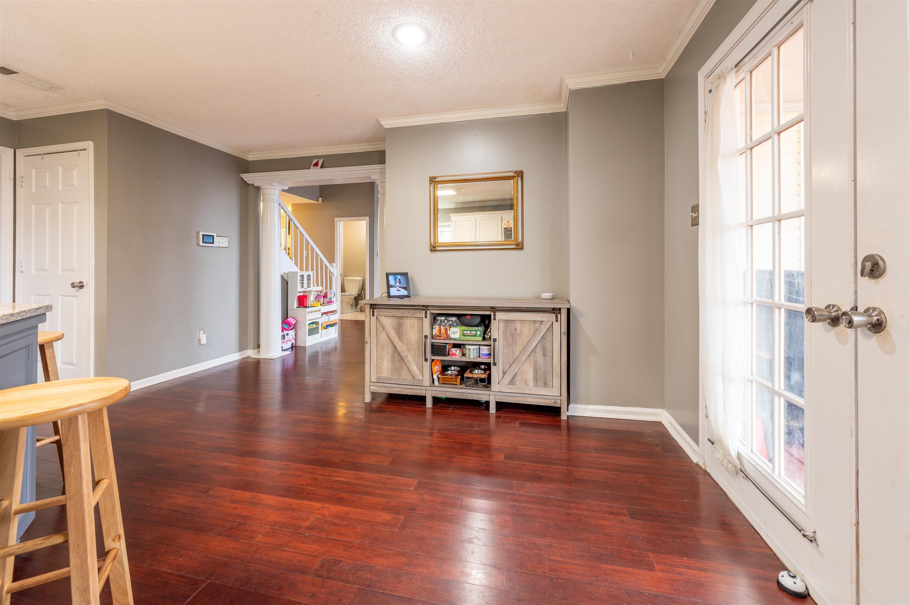 FOXWOOD J - Residential