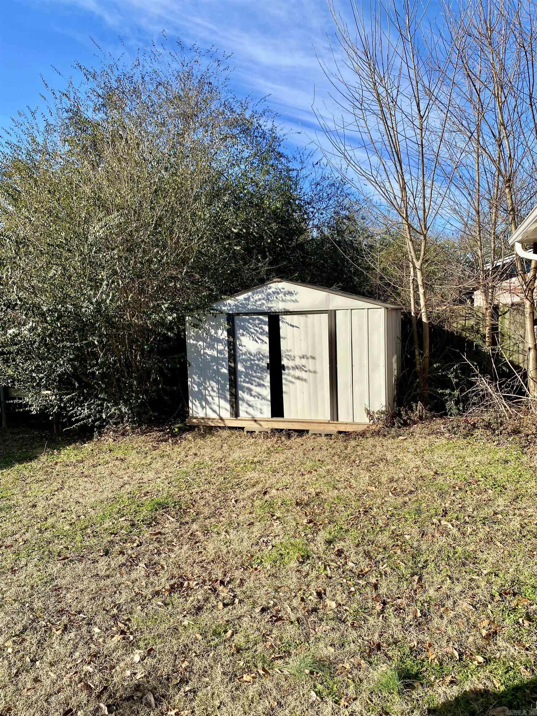 SHADOW VALLEY - Residential