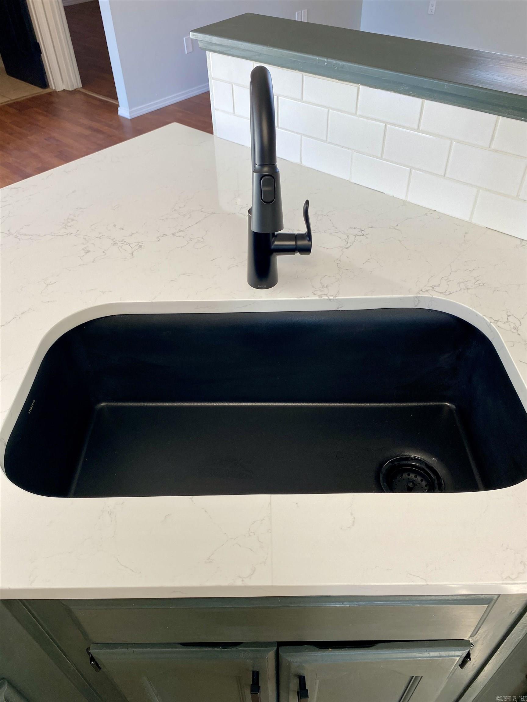 SHADOW VALLEY - Residential